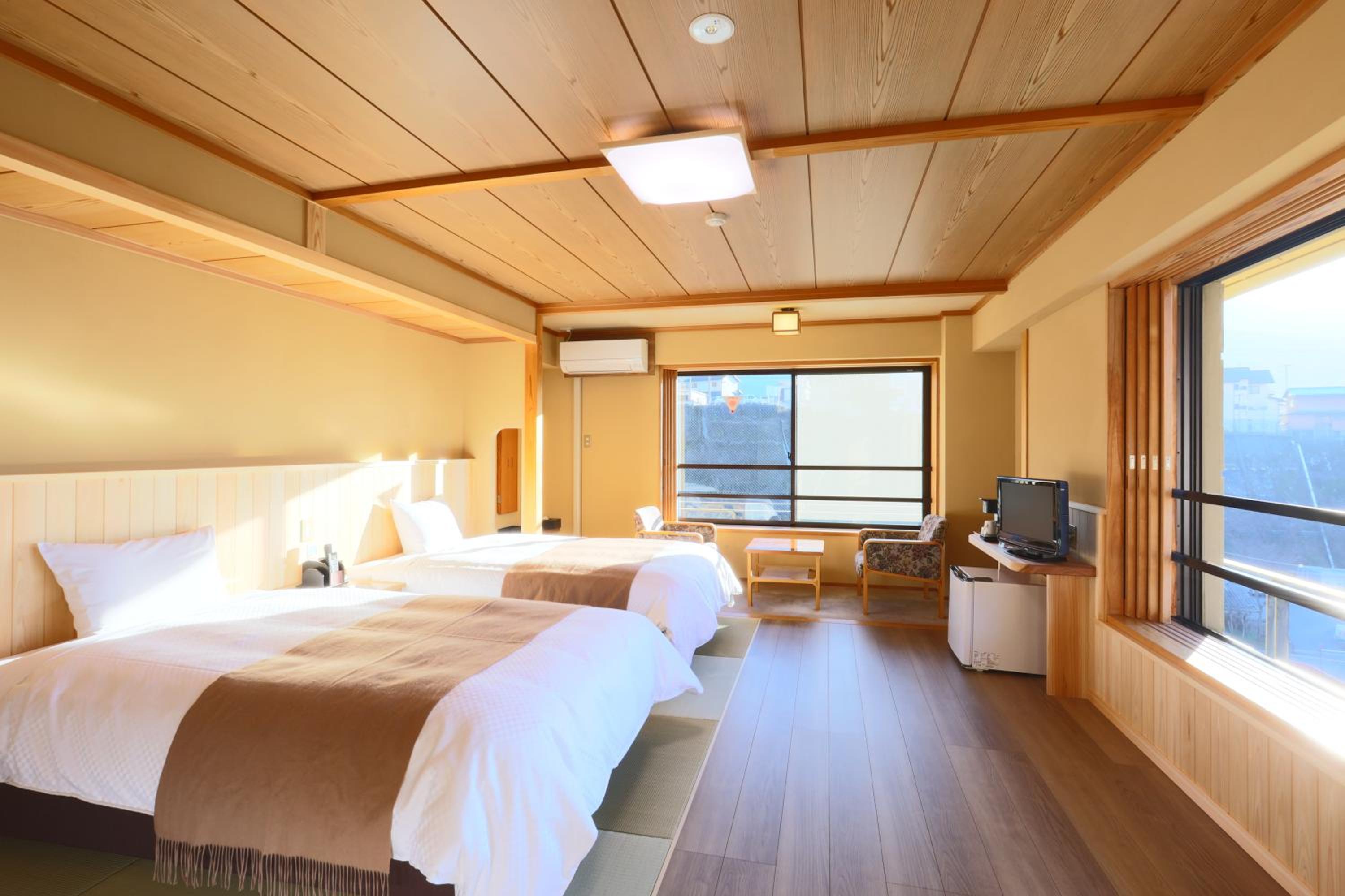 Deluxe Twin Room photo 1