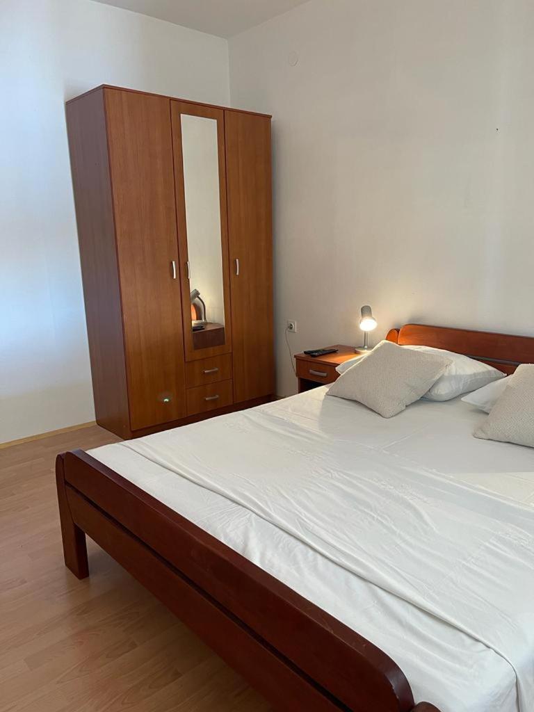 Apartment with Sea View photo 2