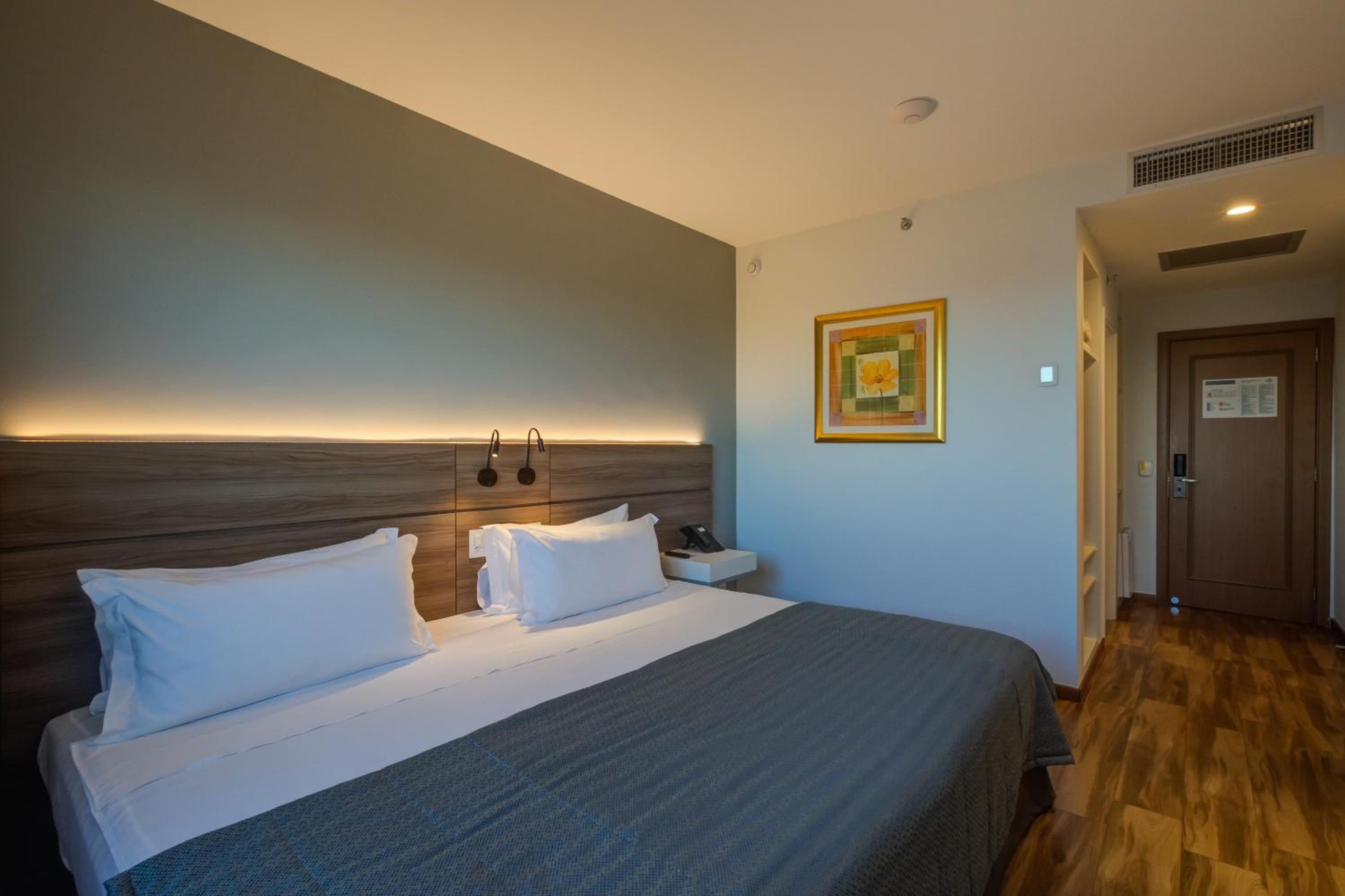 Superior Queen Room photo 2