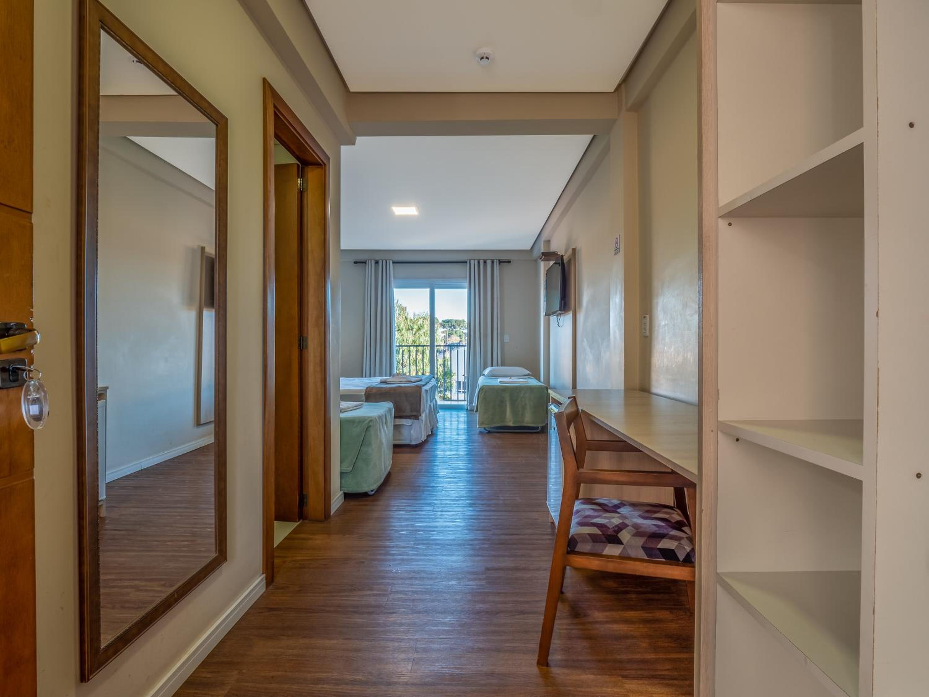 Standard Family Room photo 1