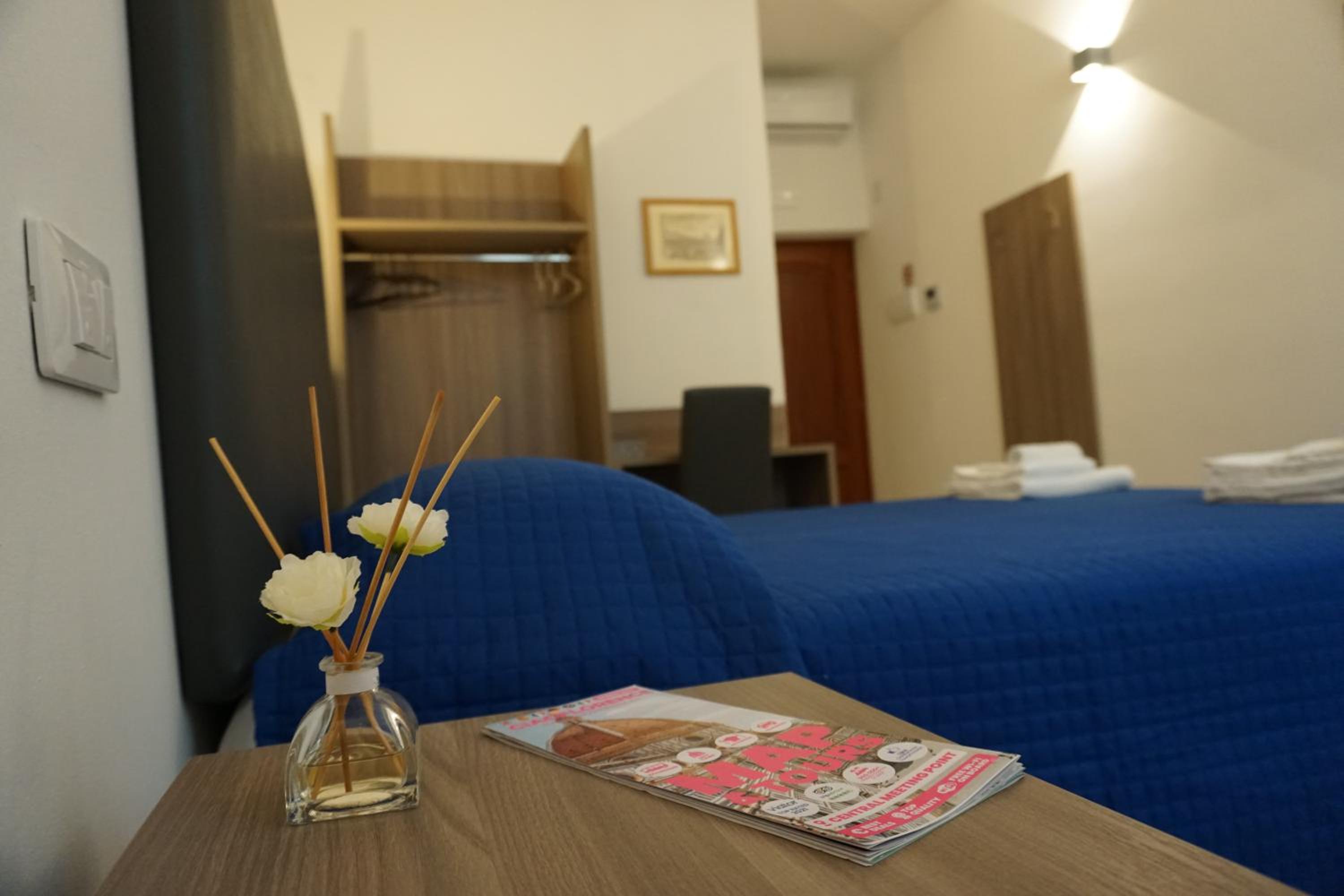 Double or Twin Room photo 2