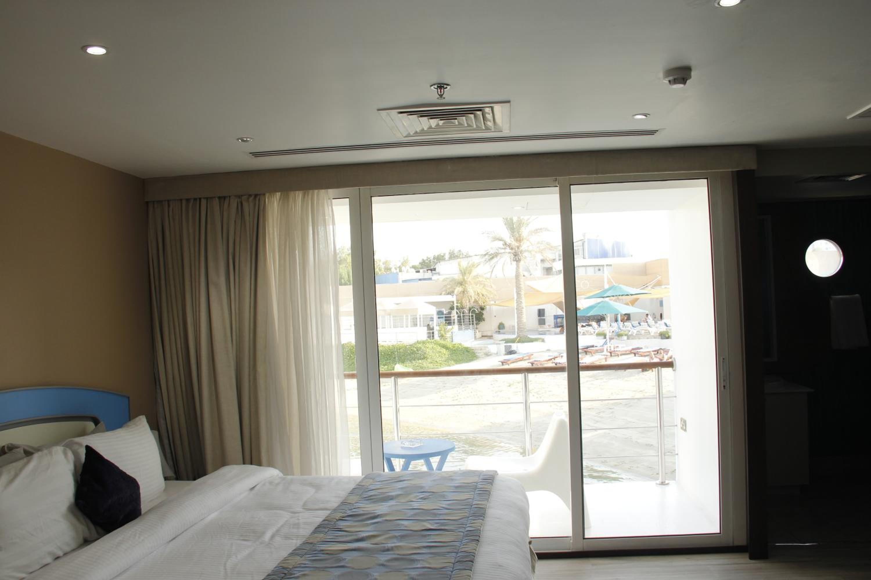 Junior Suite with Balcony photo 1
