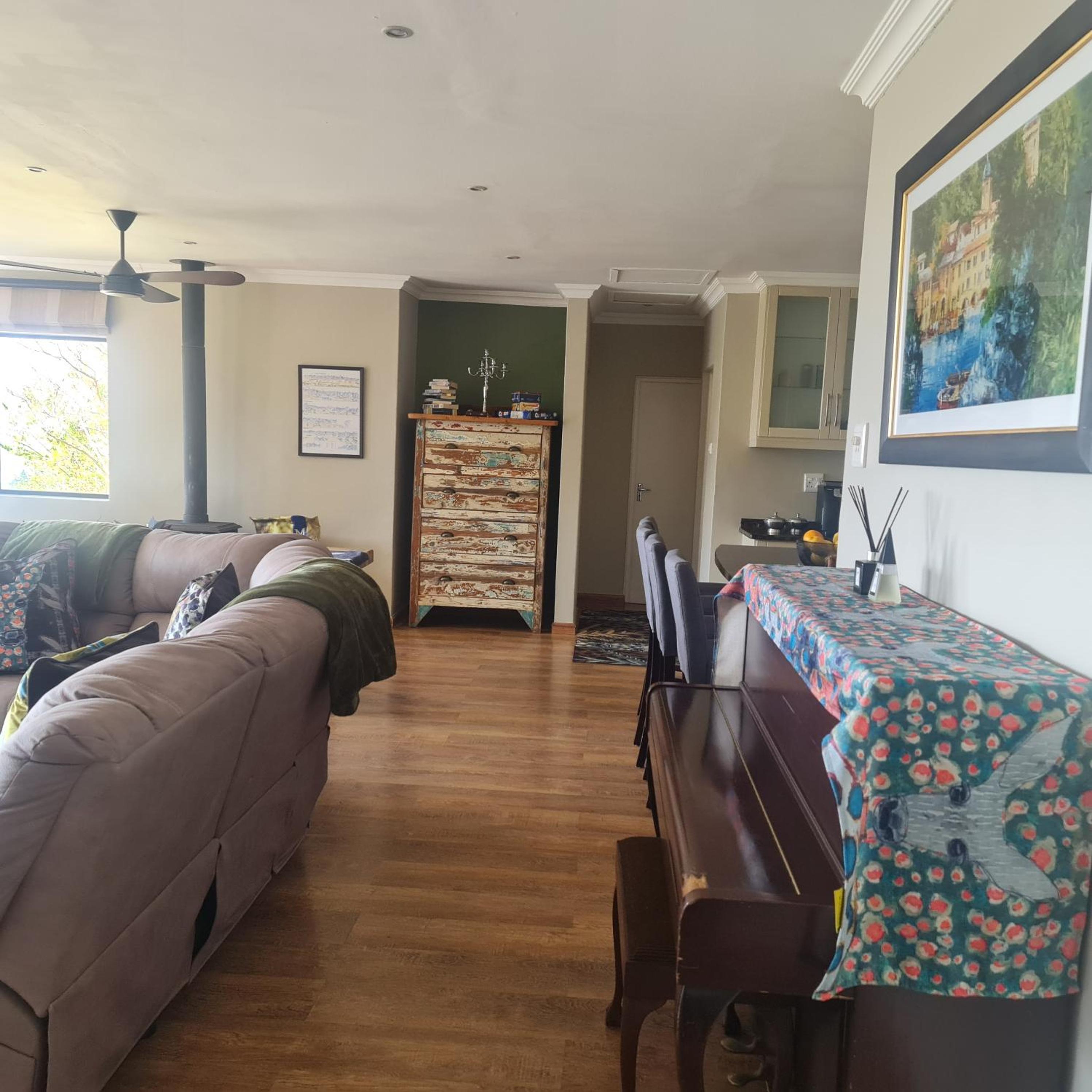 Villa photo 2