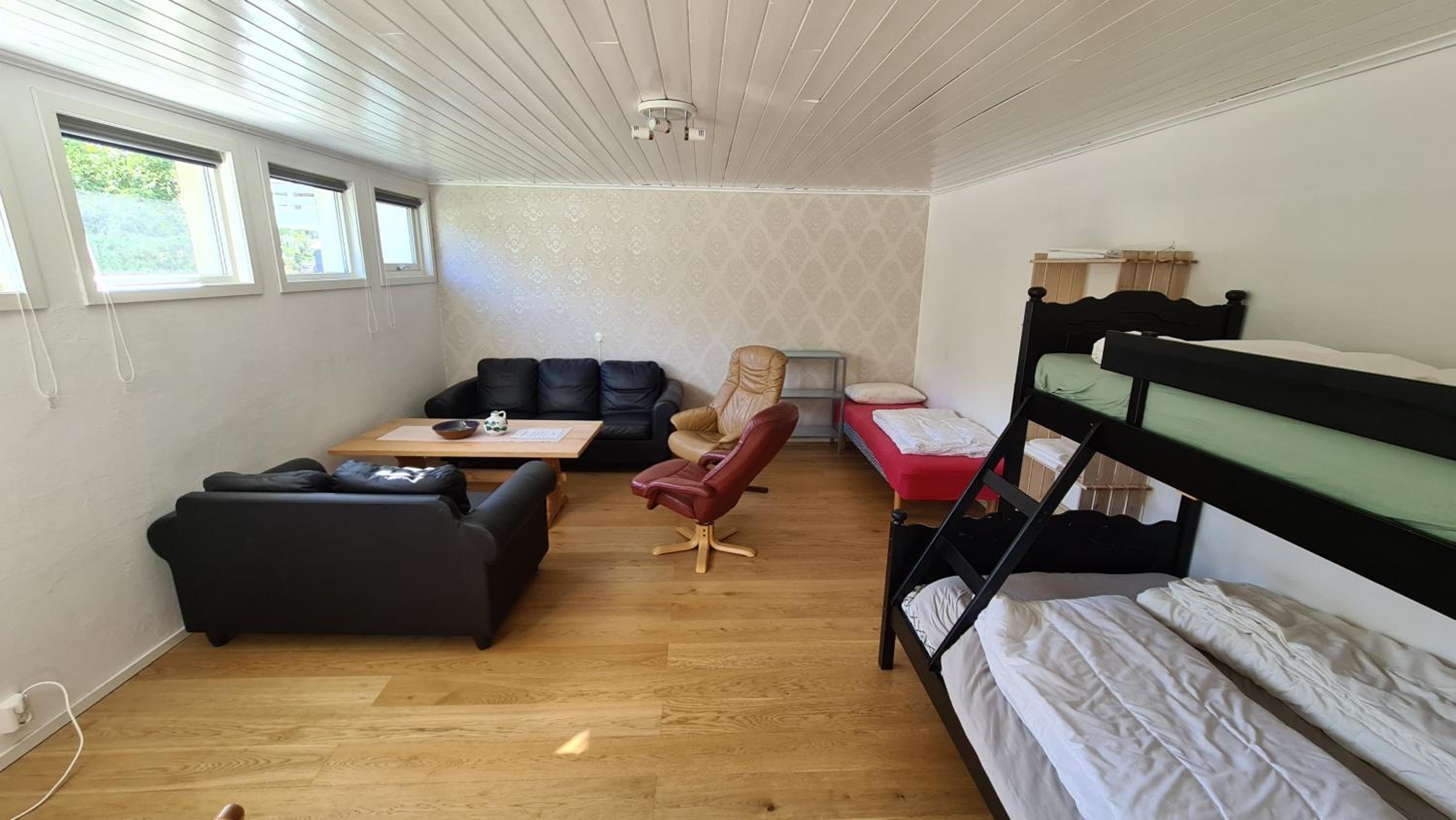 Quadruple Room with Shared Bathroom photo 1