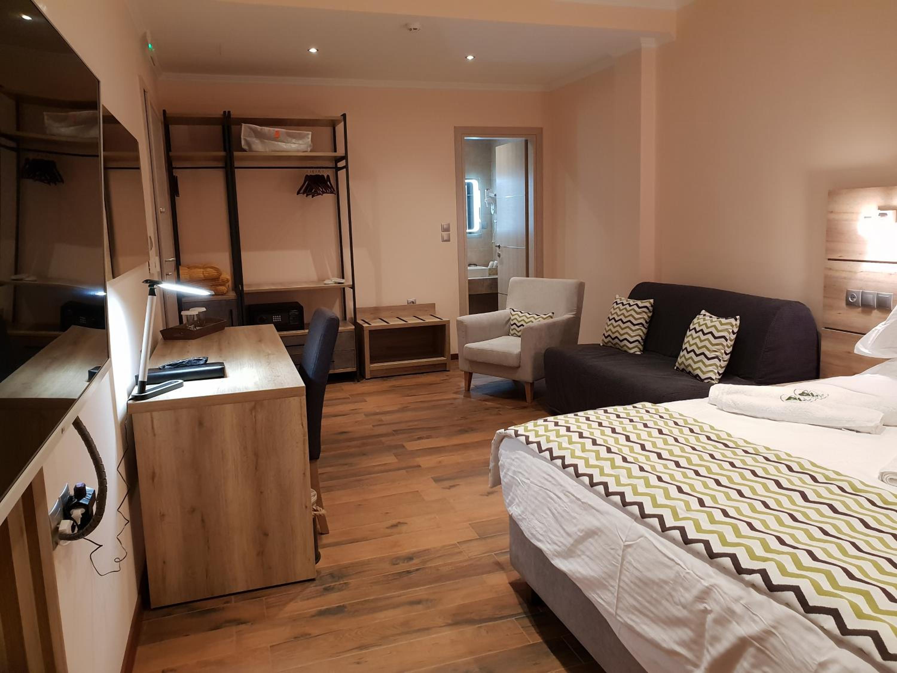Superior Suite photo 1