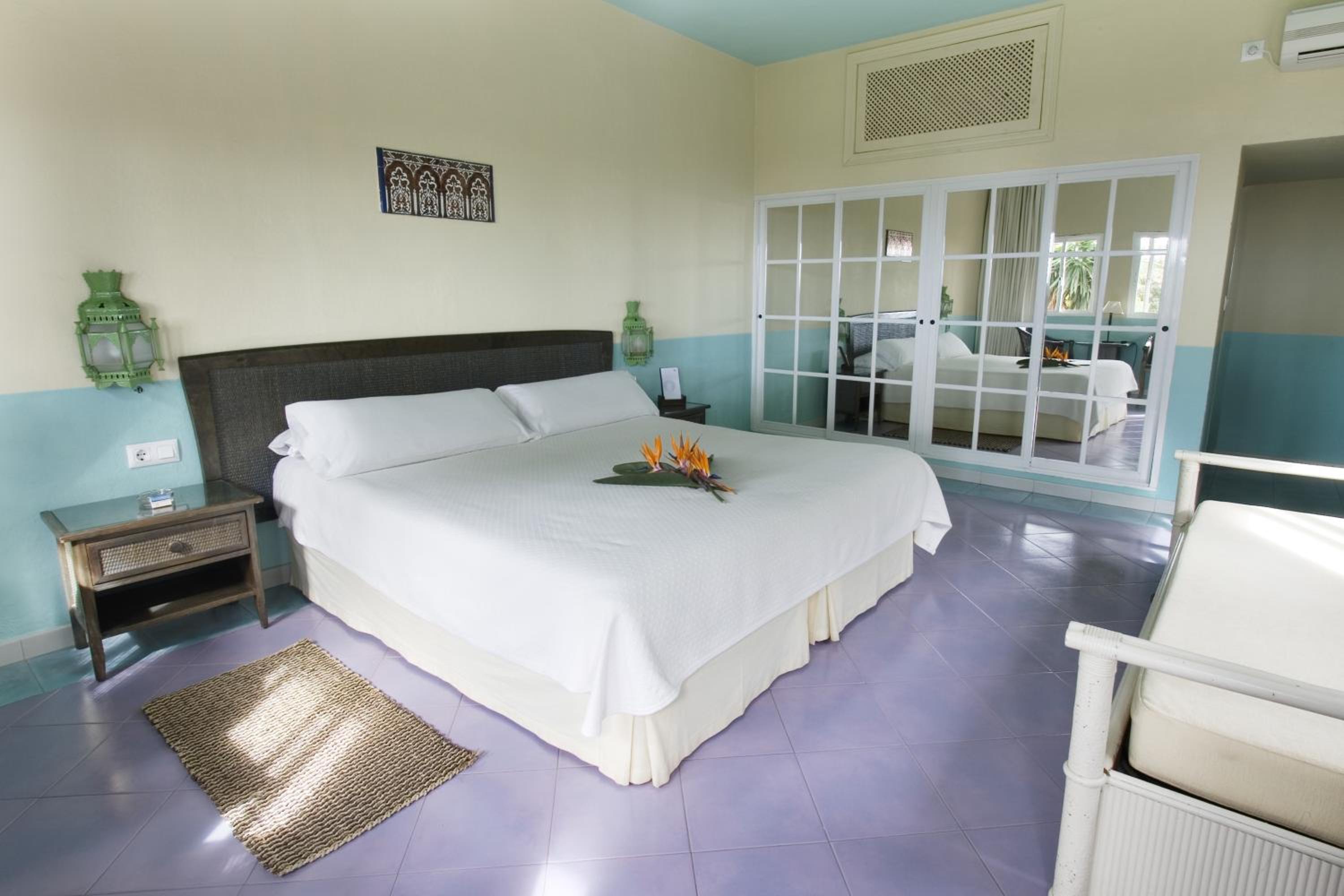 Bungalow Superior con Vista al Mar