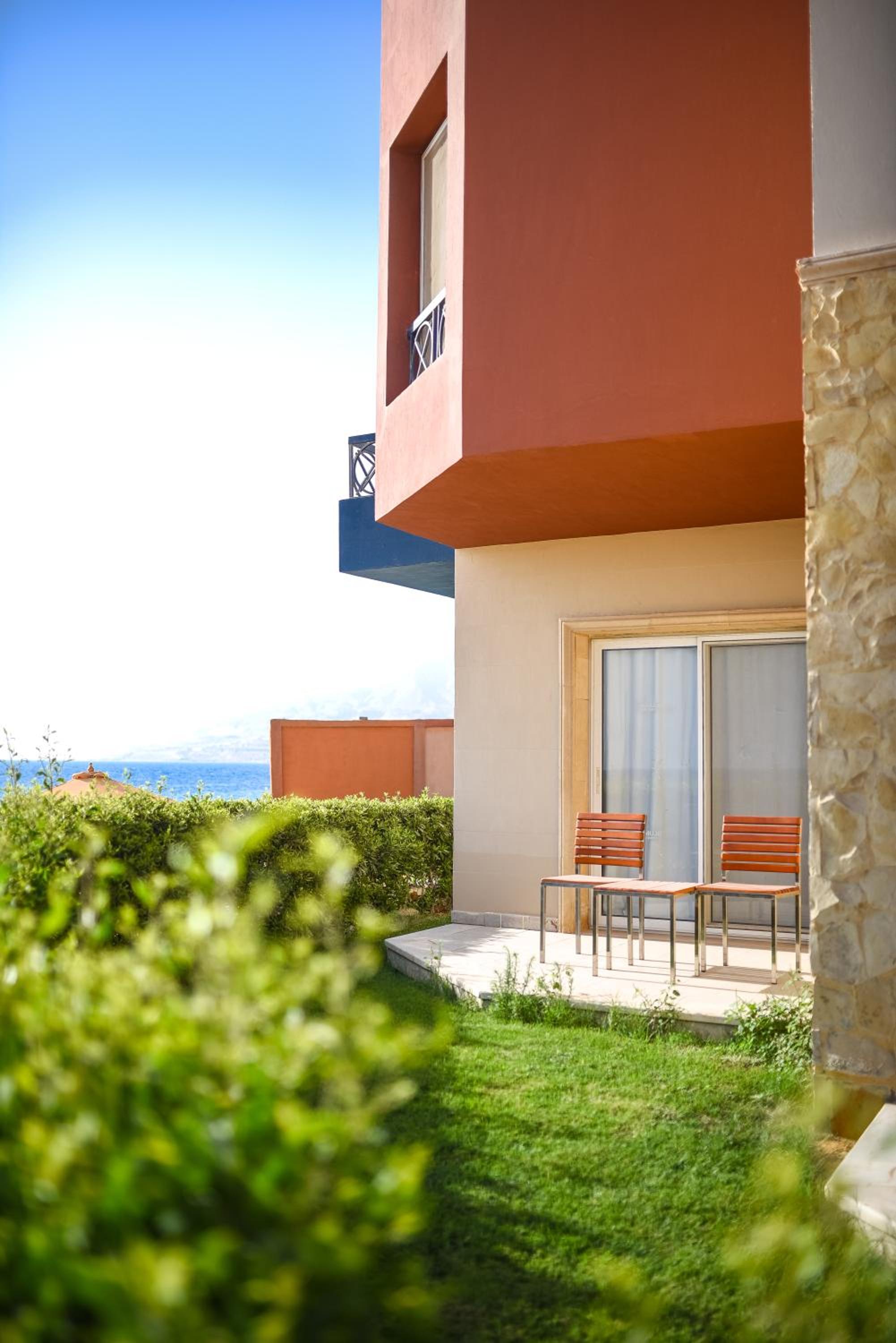 Deluxe Double or Twin Room with Sea View - Photo 5