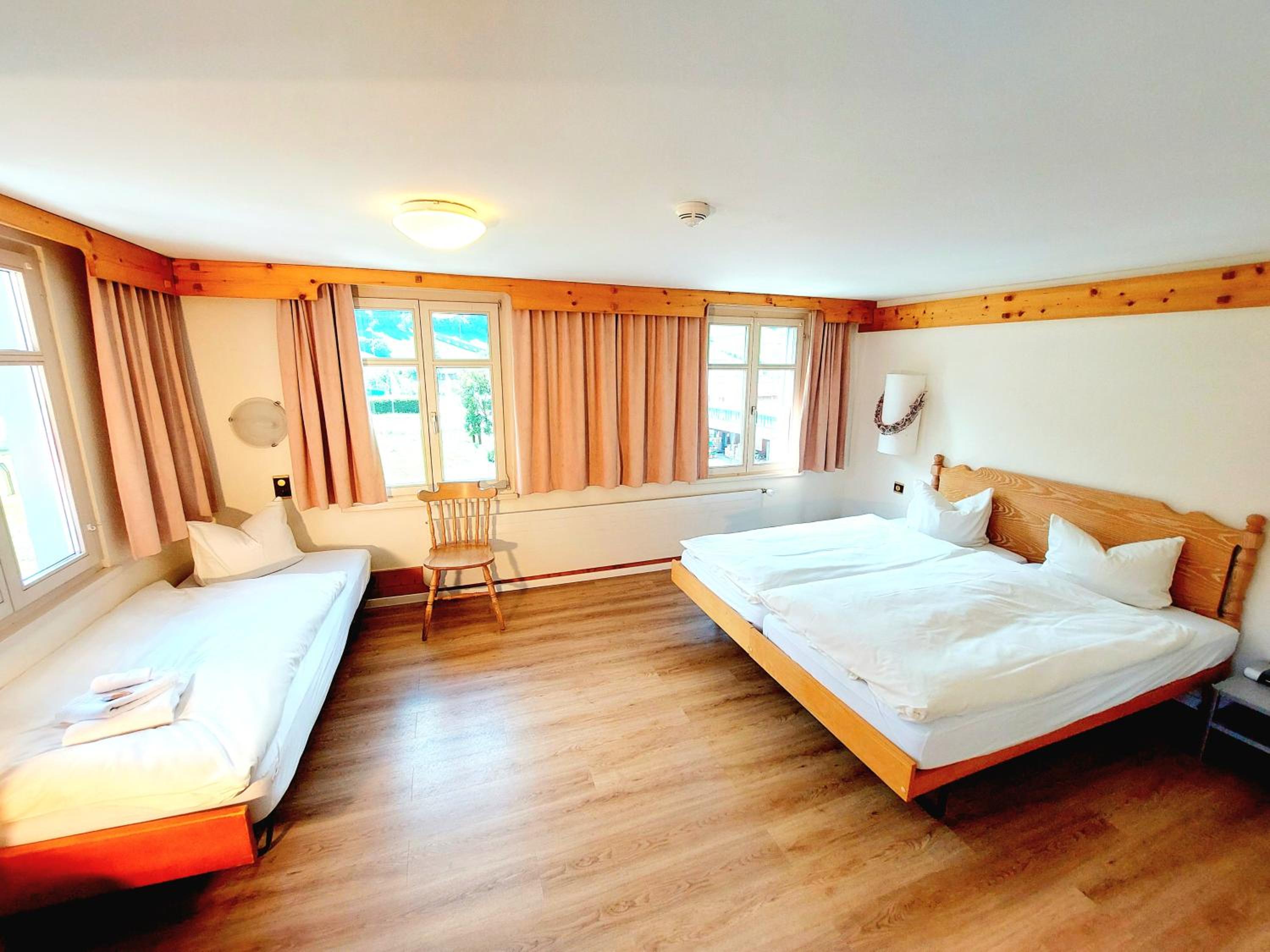 Standard Triple Room - Photo 3