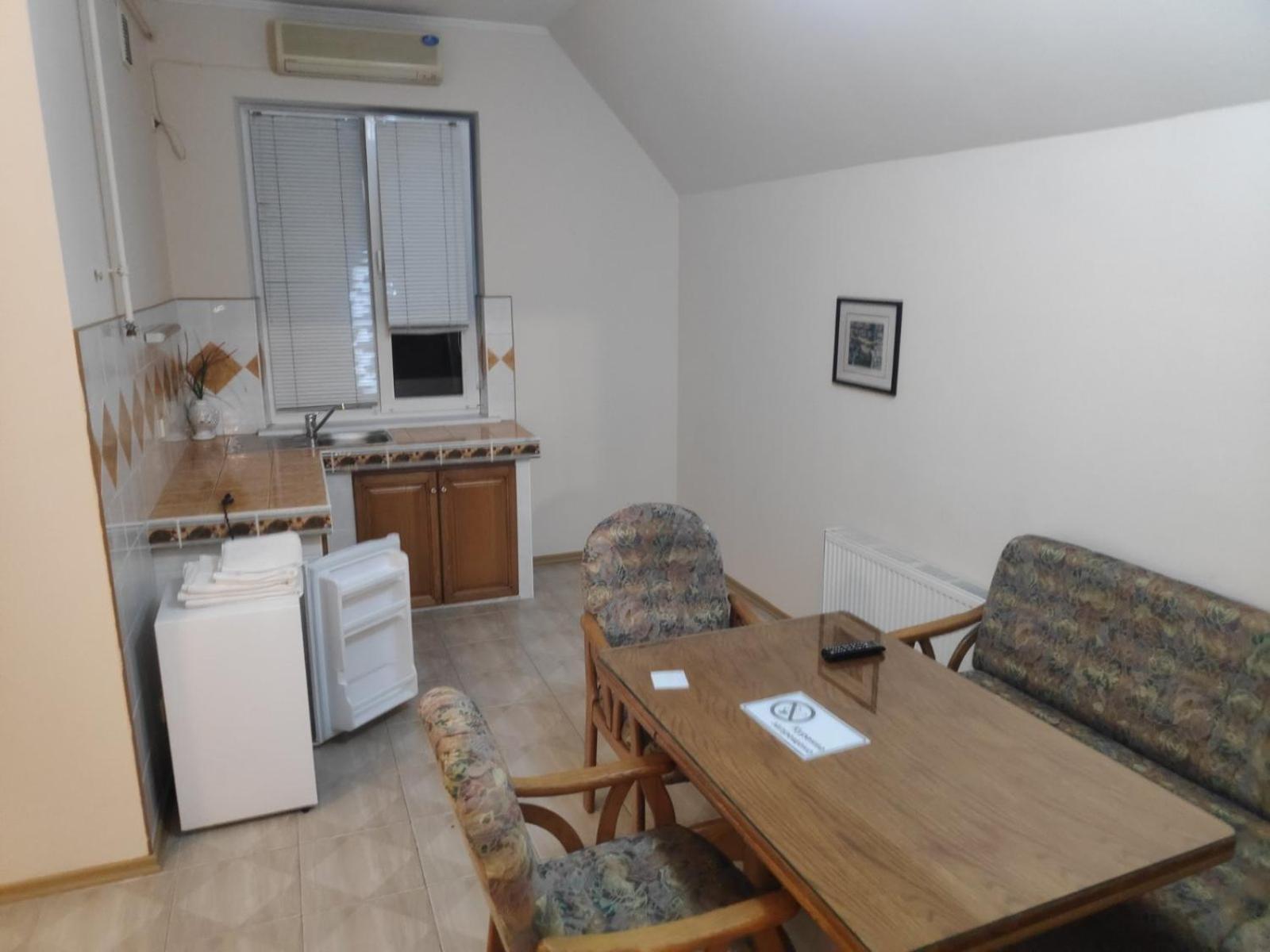 Comfort Suite photo 3