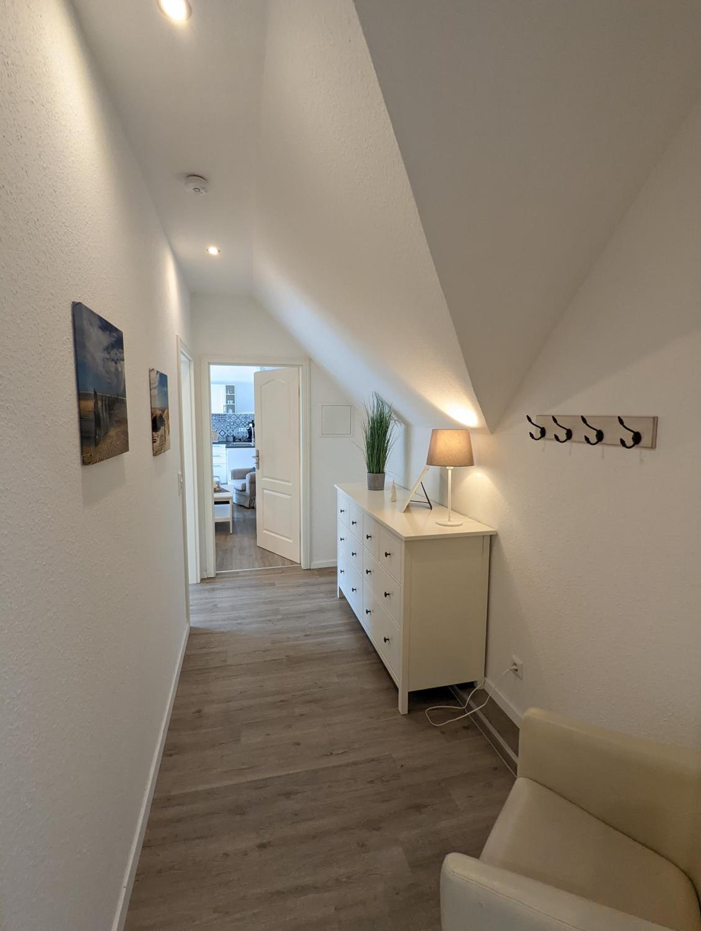 Apartment with Balcony photo 2