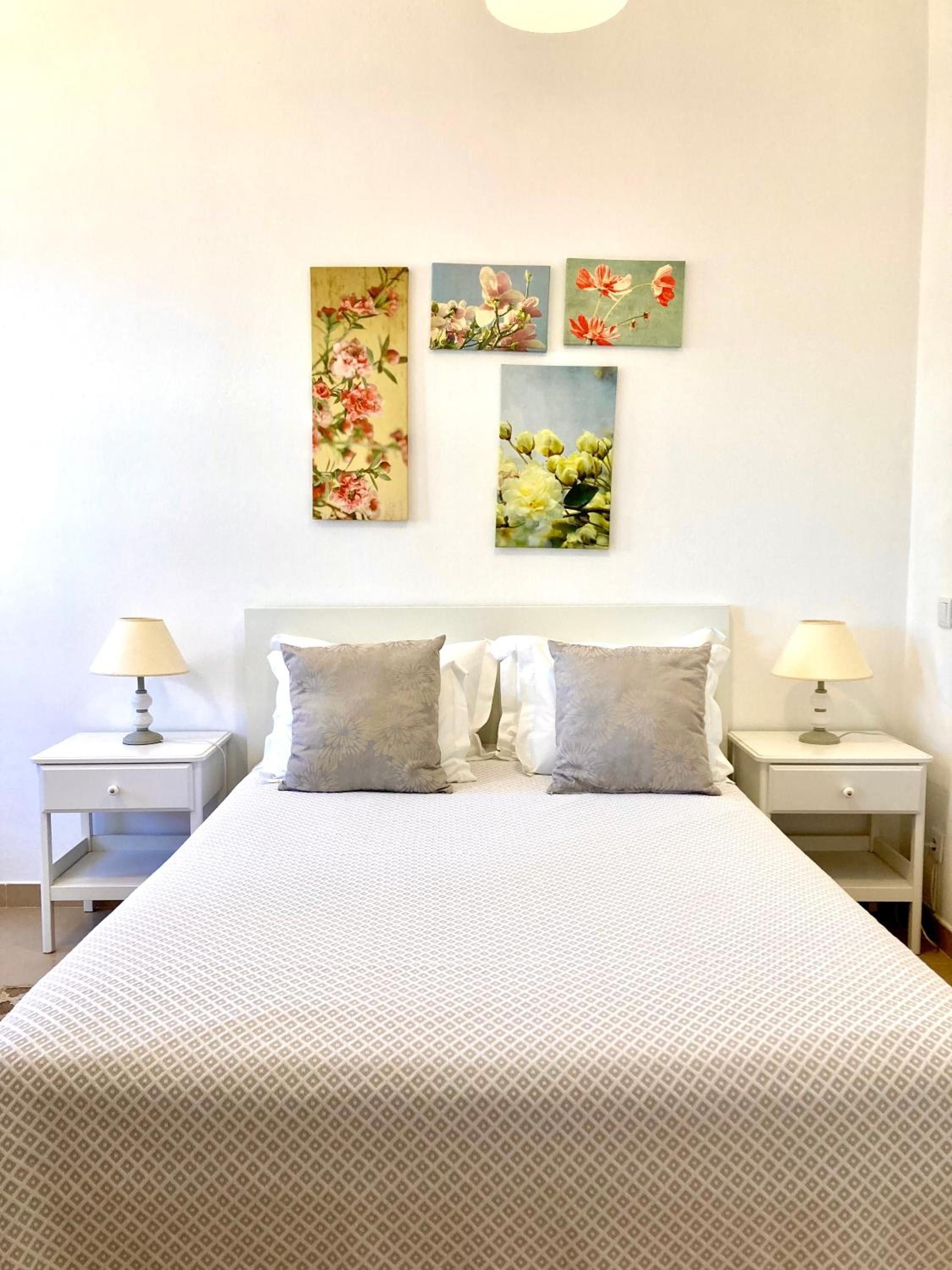 One-Bedroom Apartment with Garden View photo 1