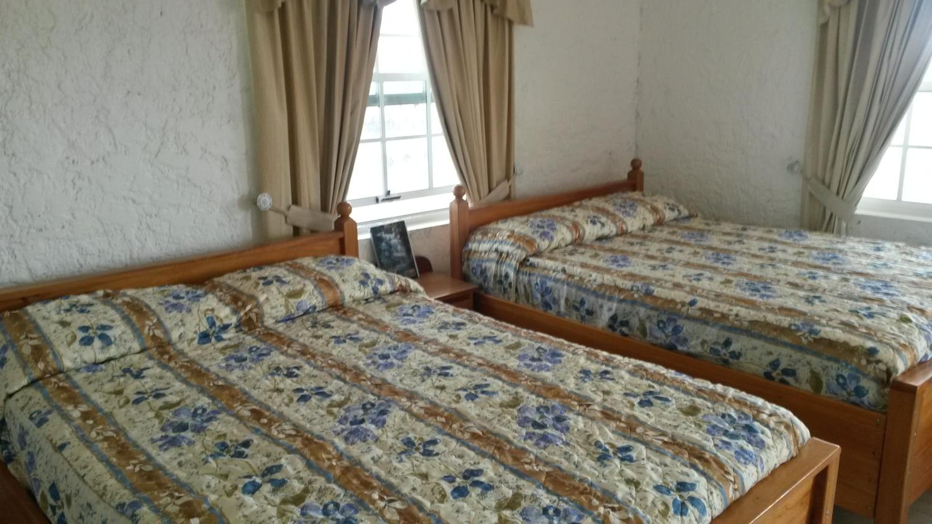 Budget Double Room photo 3