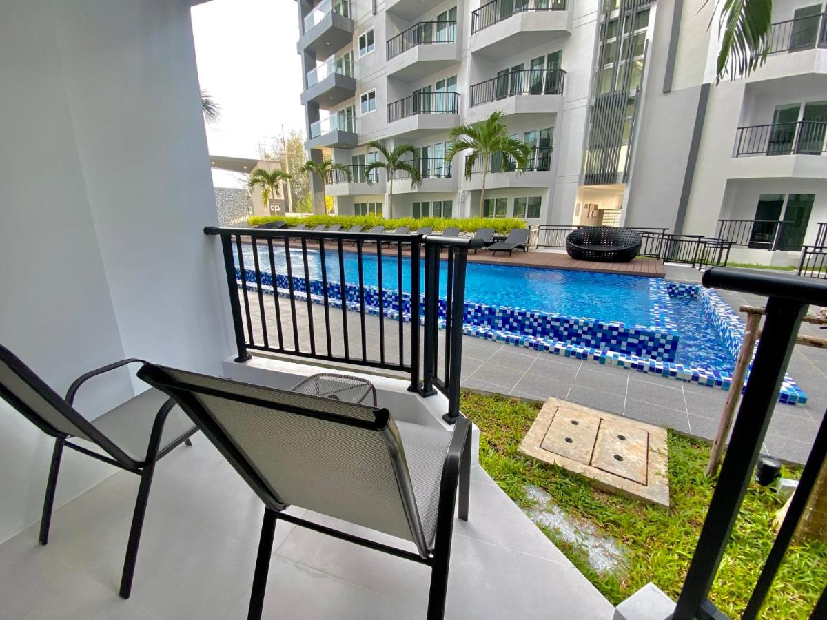 Studio with Balcony - Photo 4