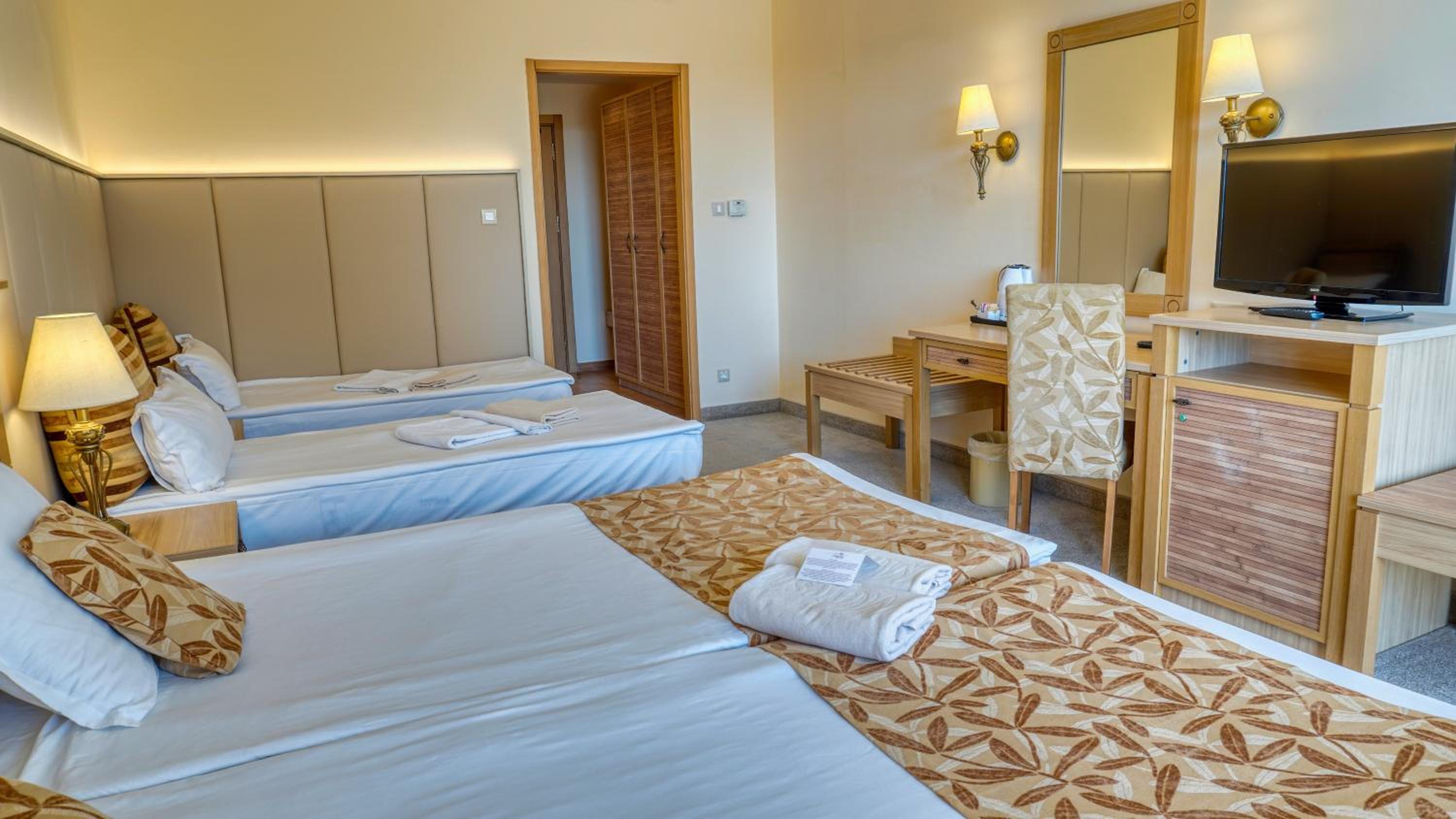 Family Double Room(2 AD+2 CH up to 11 y.o)