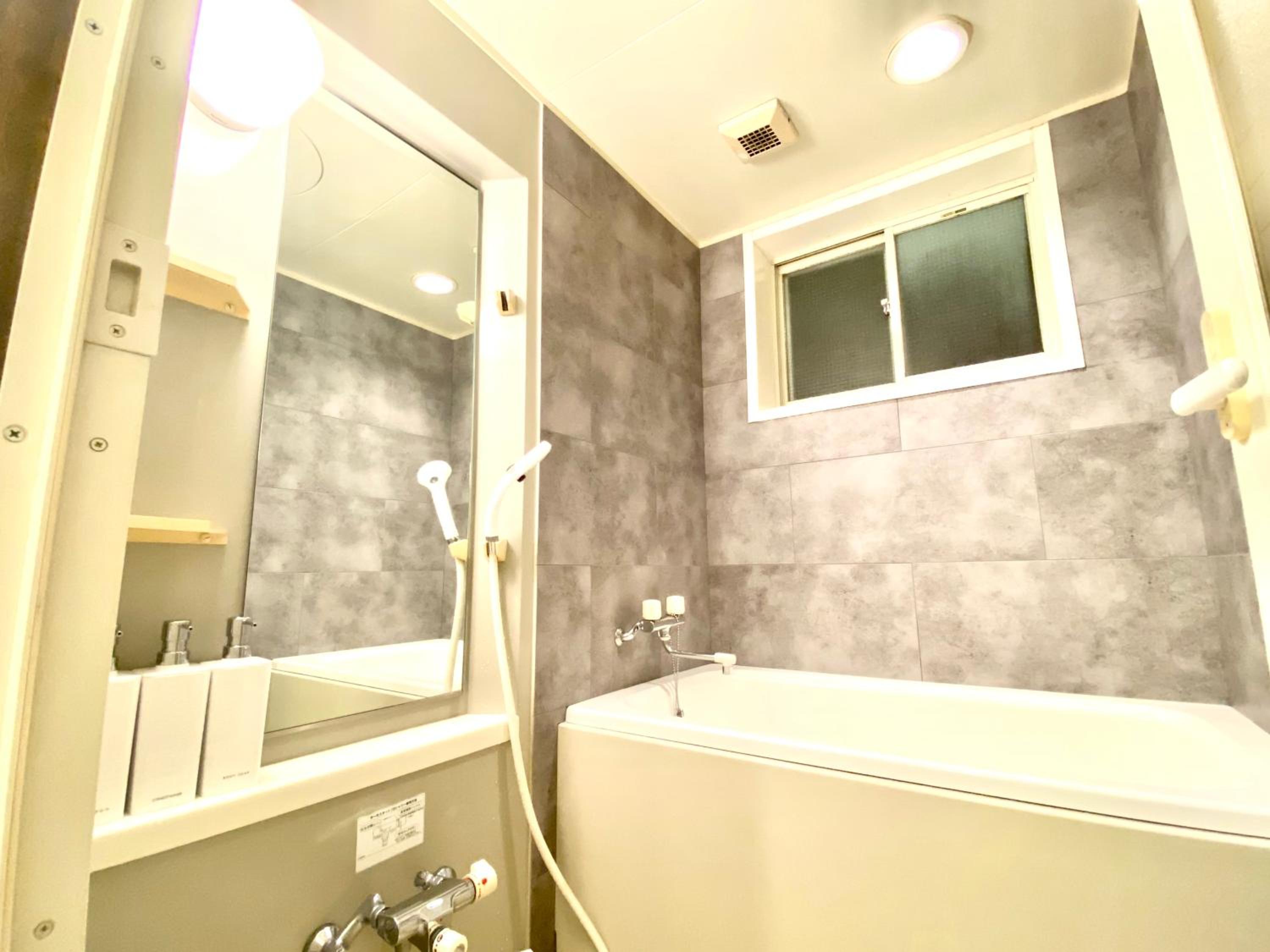 One-Bedroom House - Photo 4