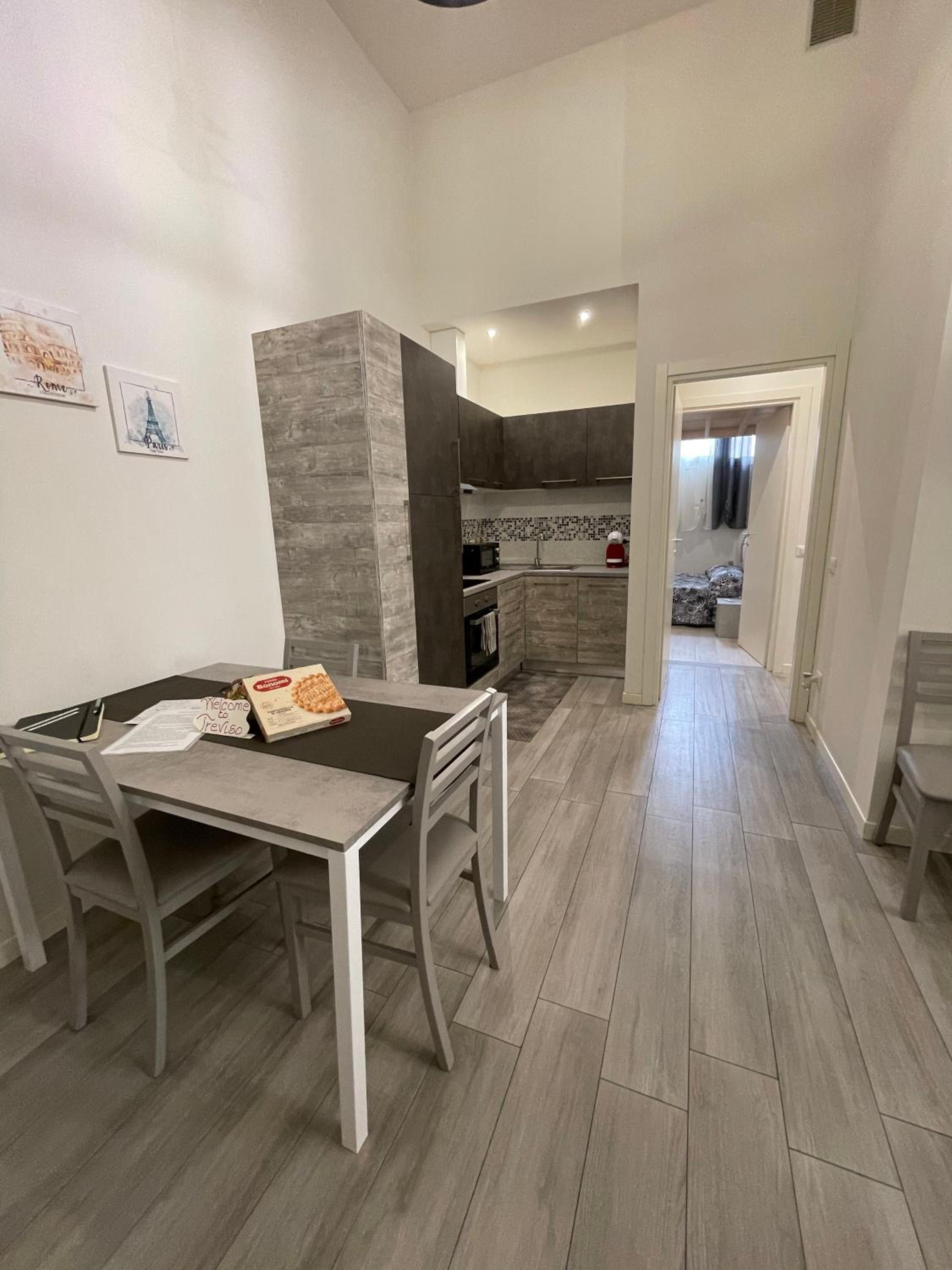 Two-Bedroom Apartment - Photo 19