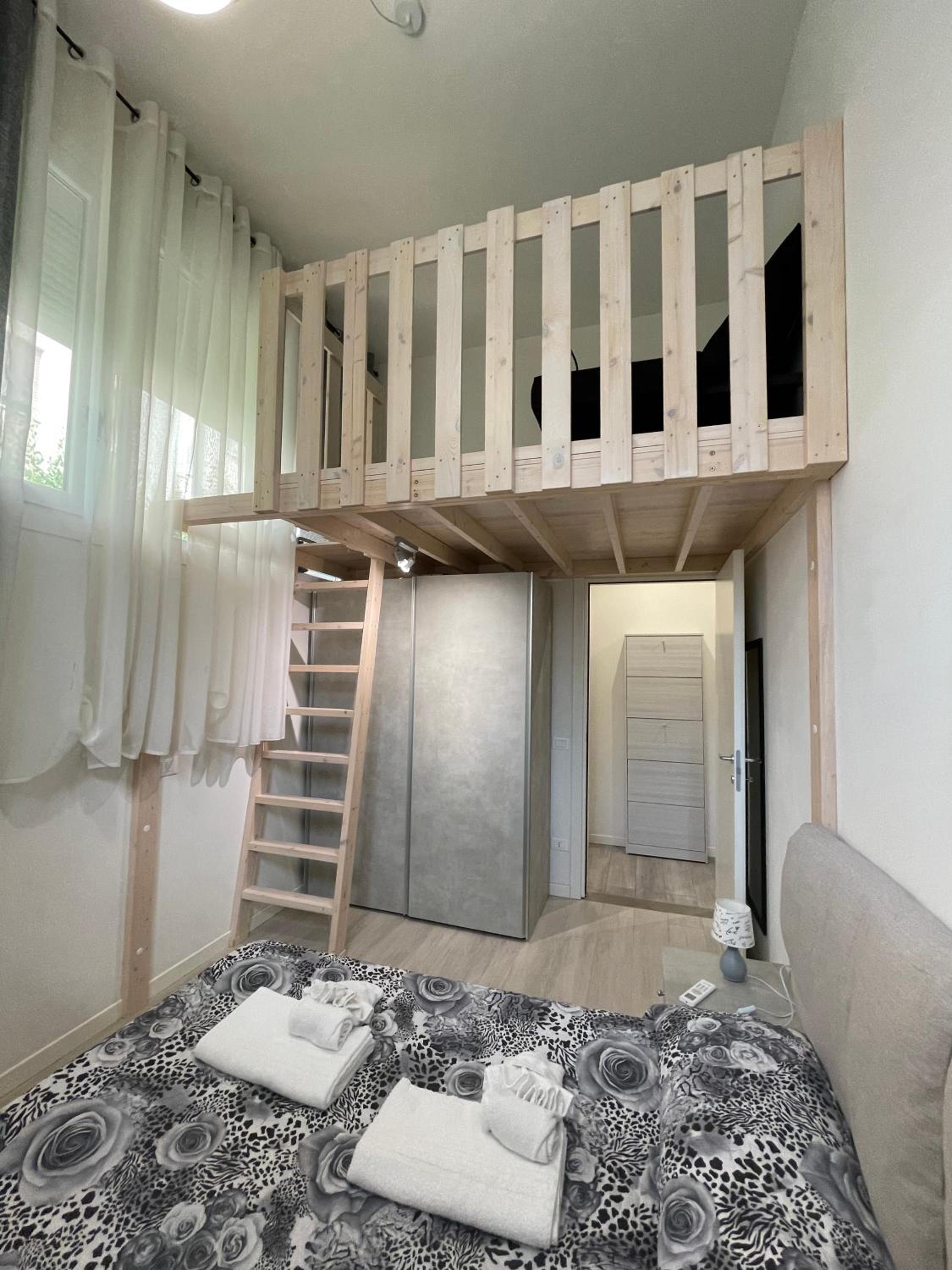 Two-Bedroom Apartment - Photo 22