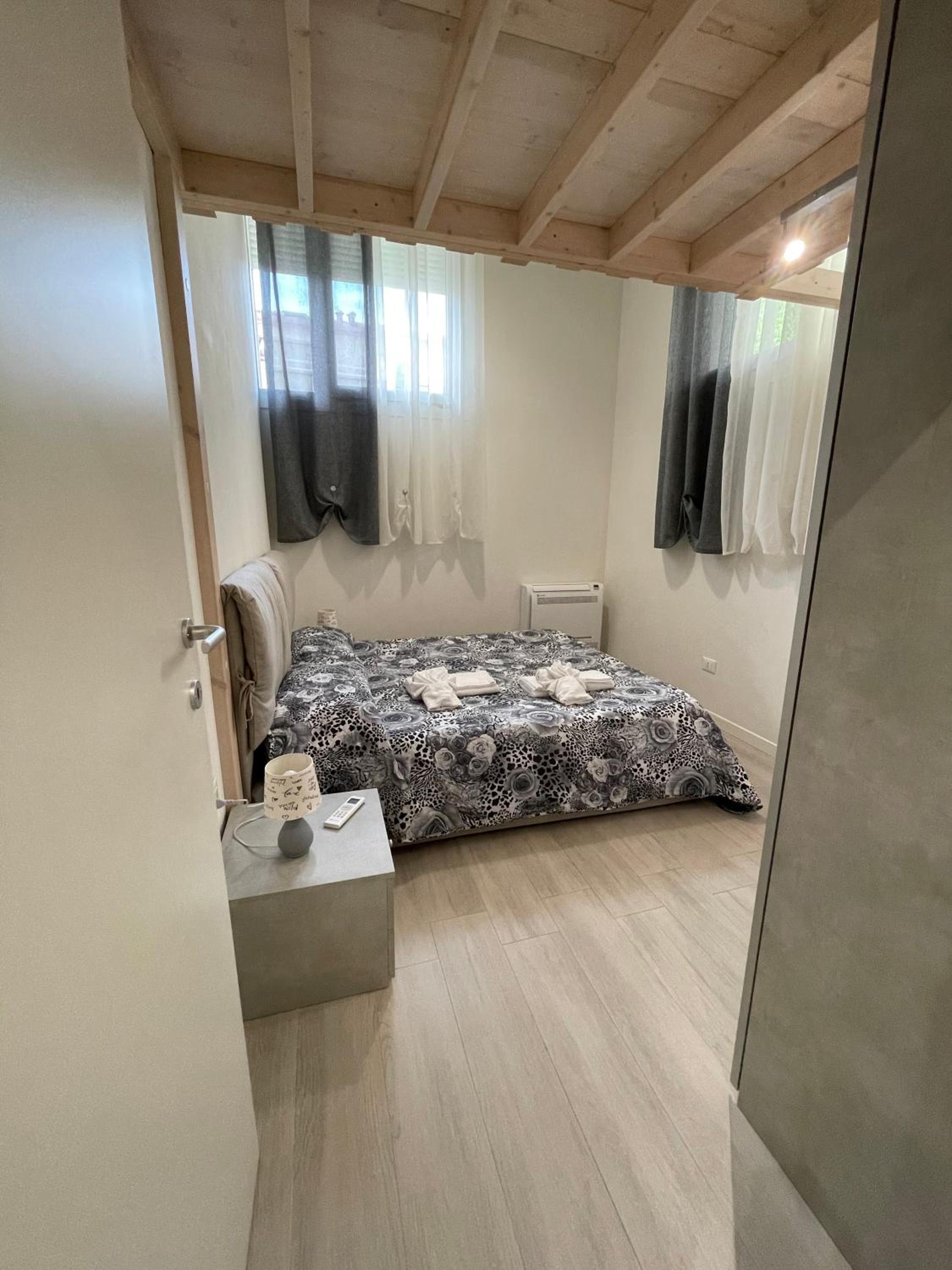 Two-Bedroom Apartment - Photo 11