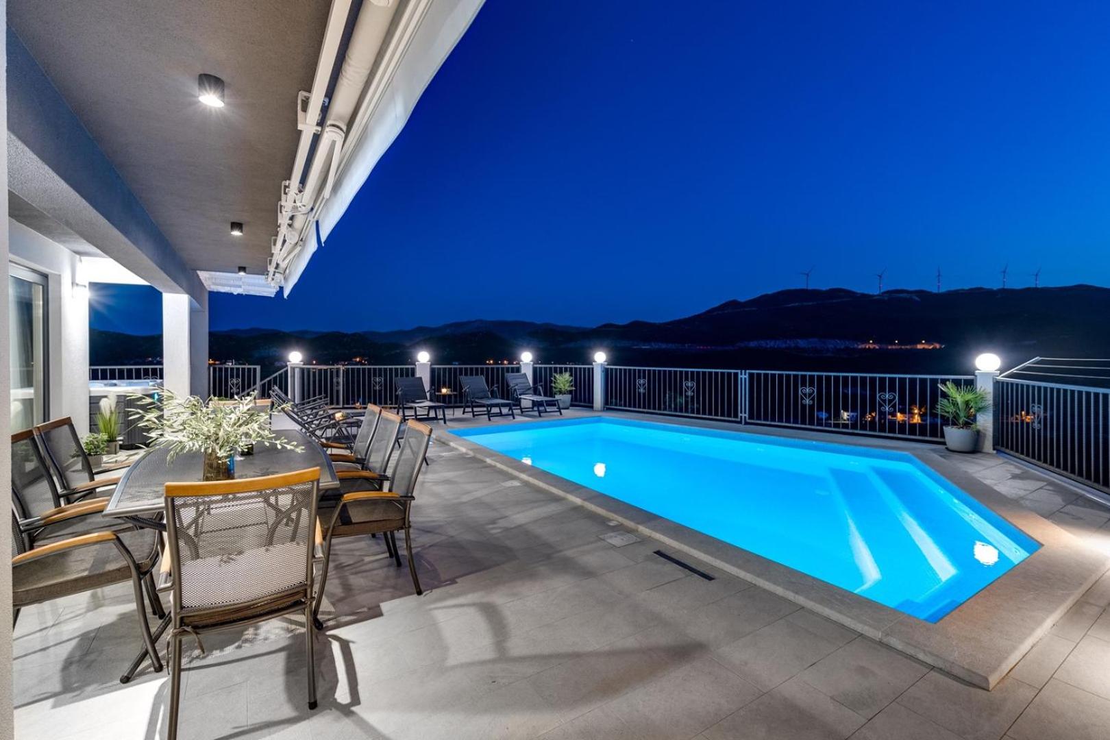 Villa with Private Pool photo 2