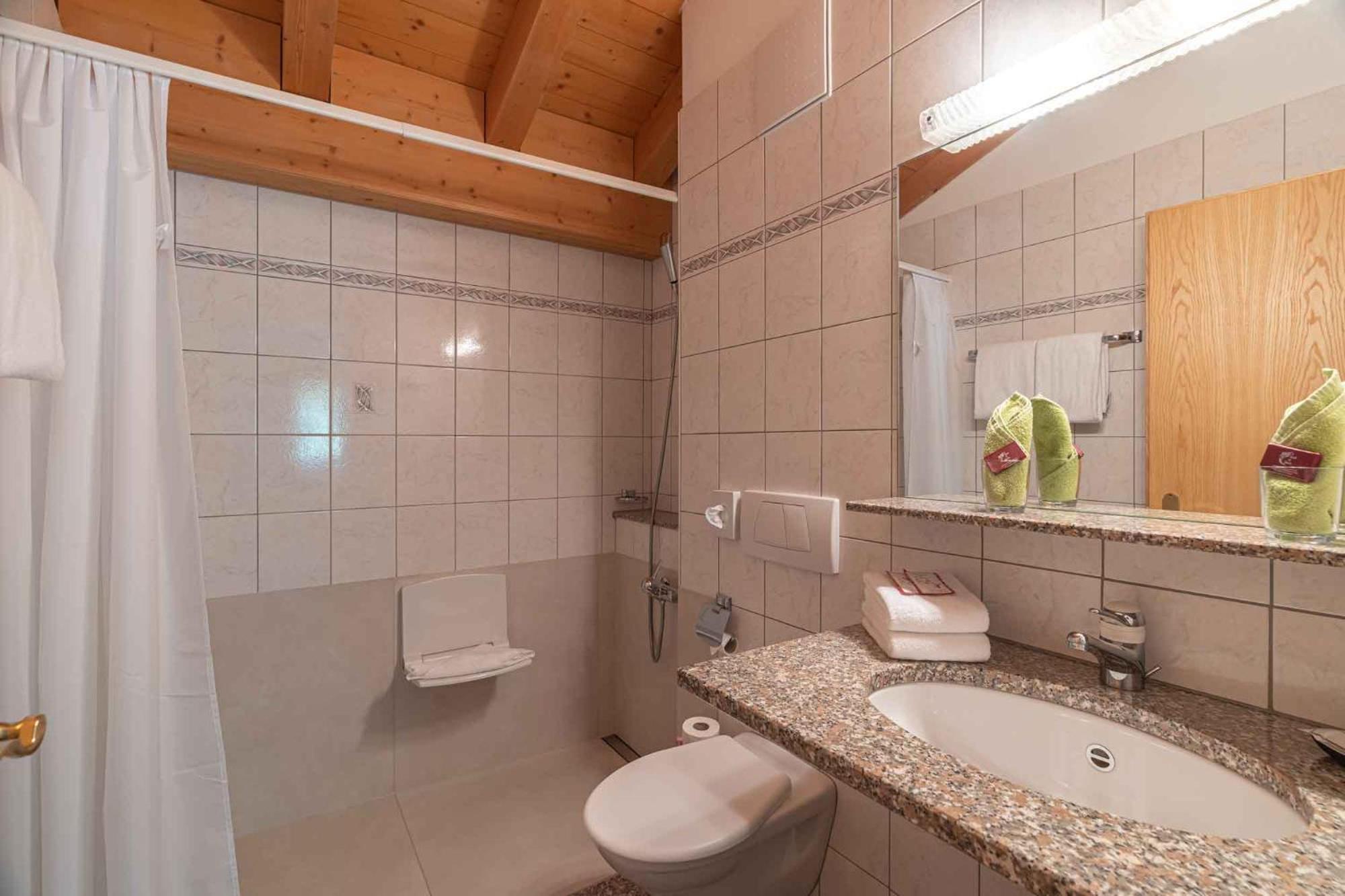 Double Room - Photo 10