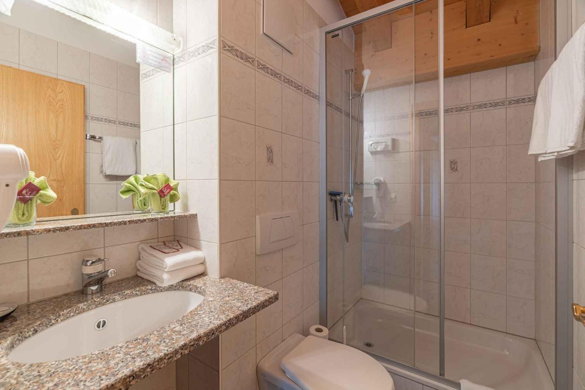 Double Room - Photo 4