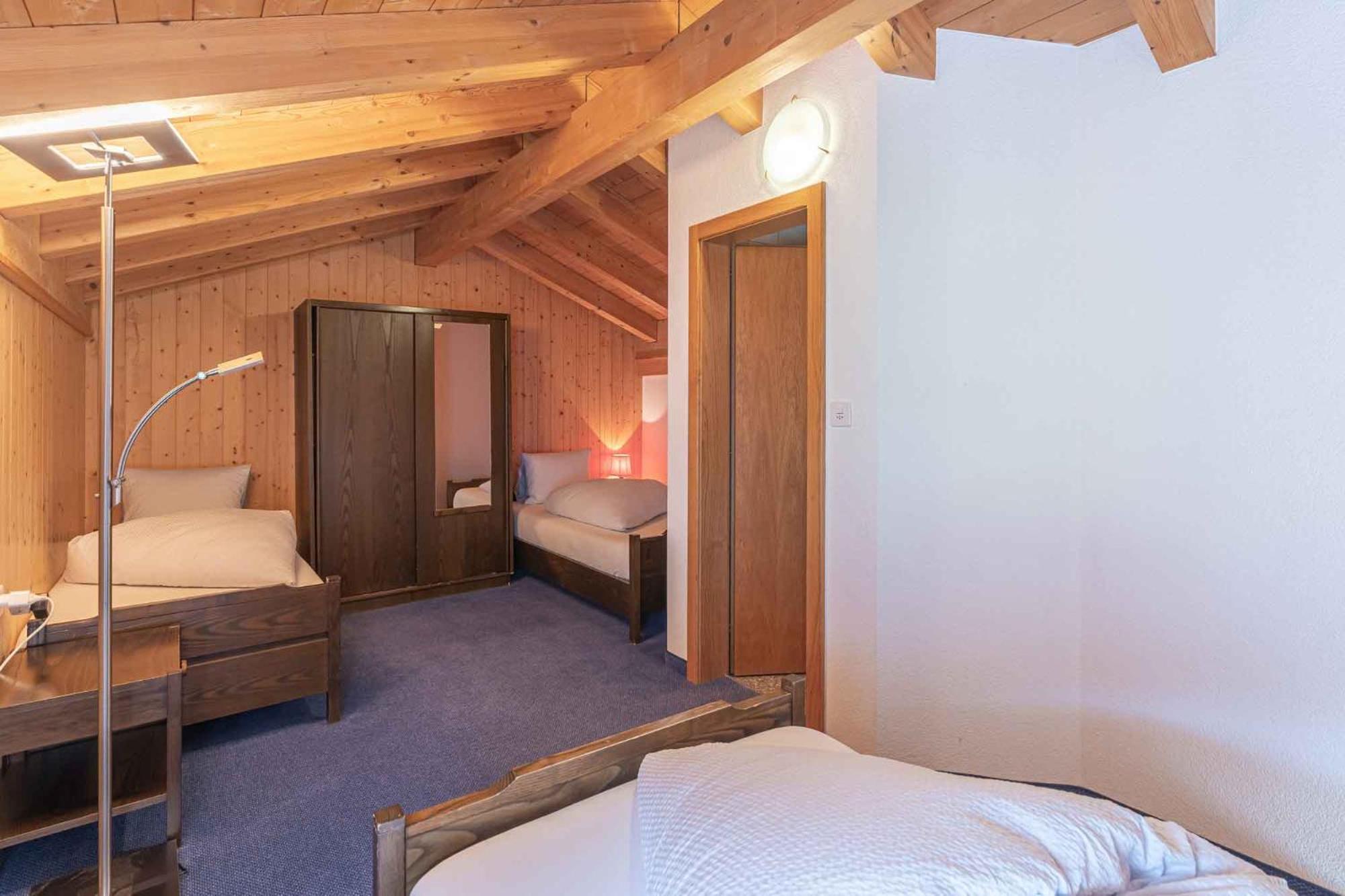 Double Room - Photo 17