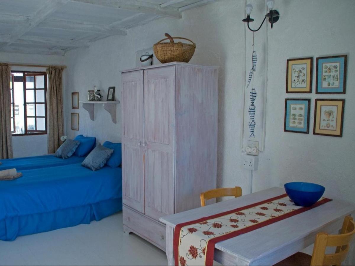 Two-Bedroom Apartment - Photo 4