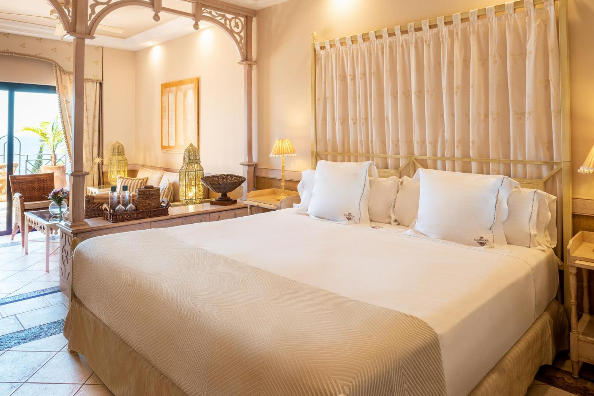 Junior Suite with Sea View