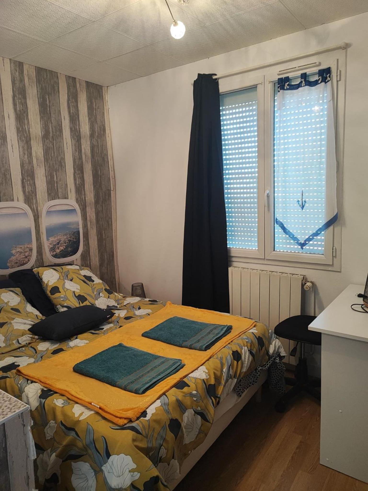 Apartment with Terrace - Photo 22