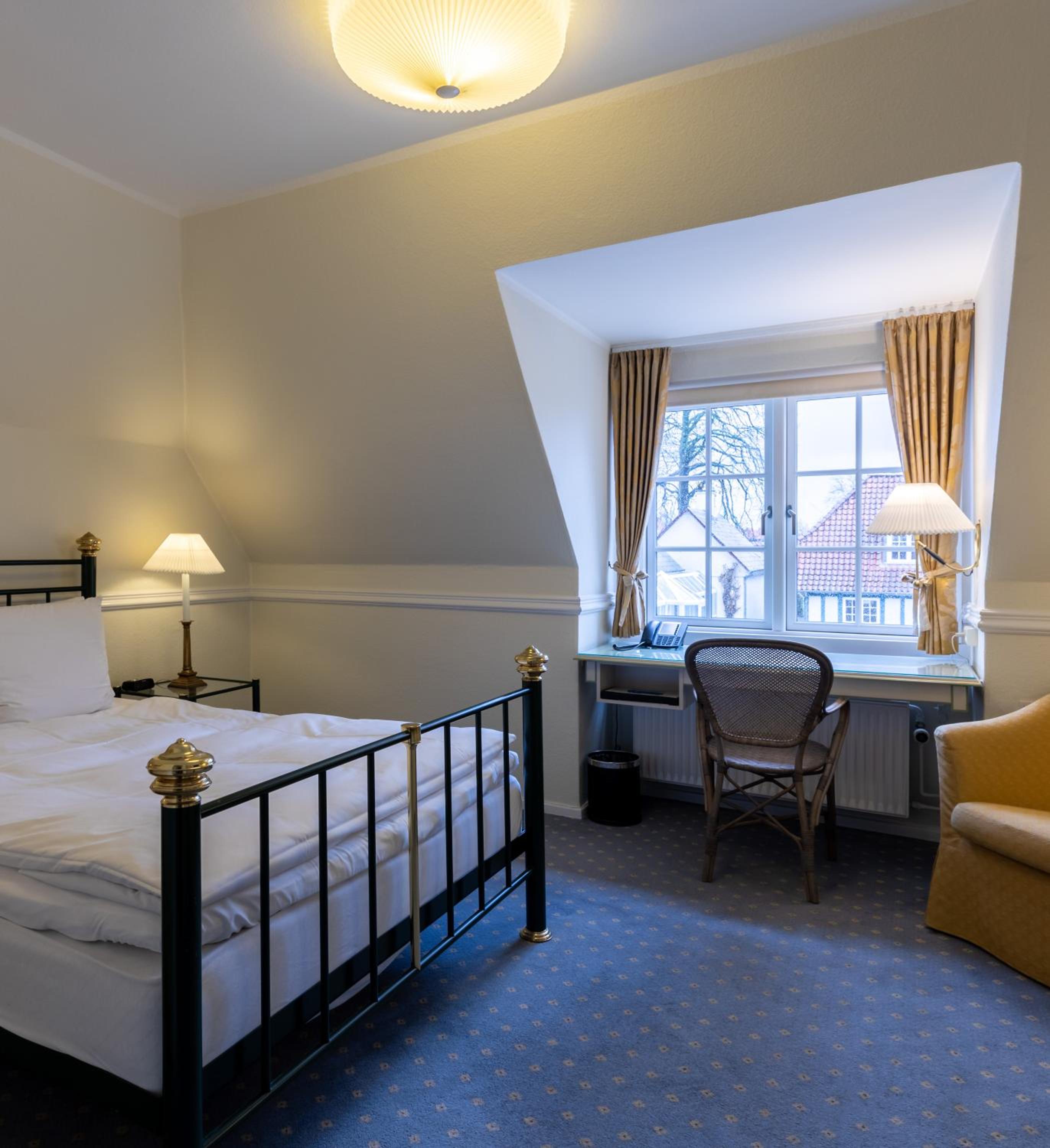 Single Room photo 3