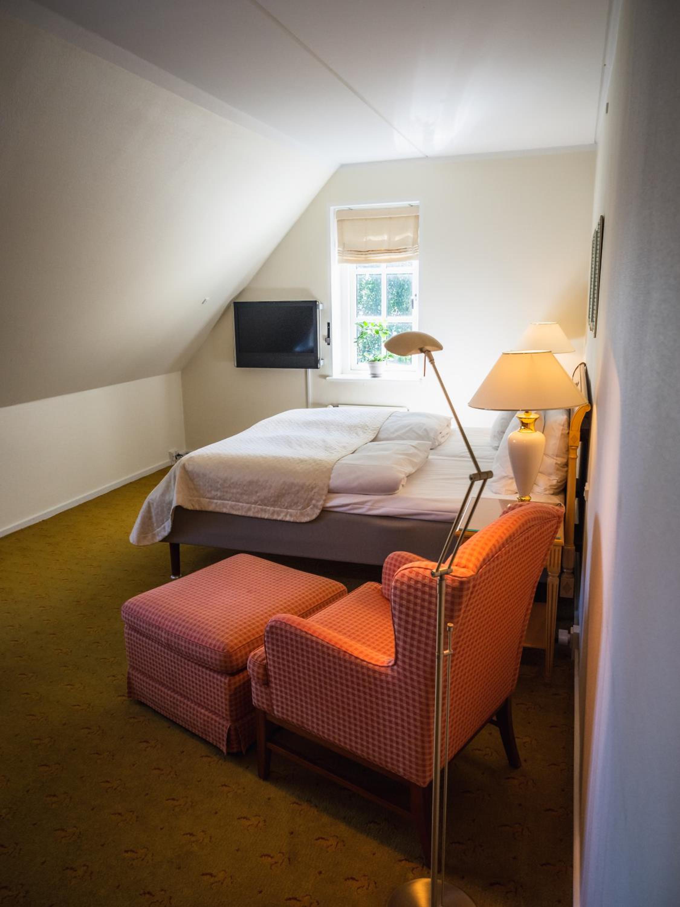 Deluxe Twin Room - Photo 2