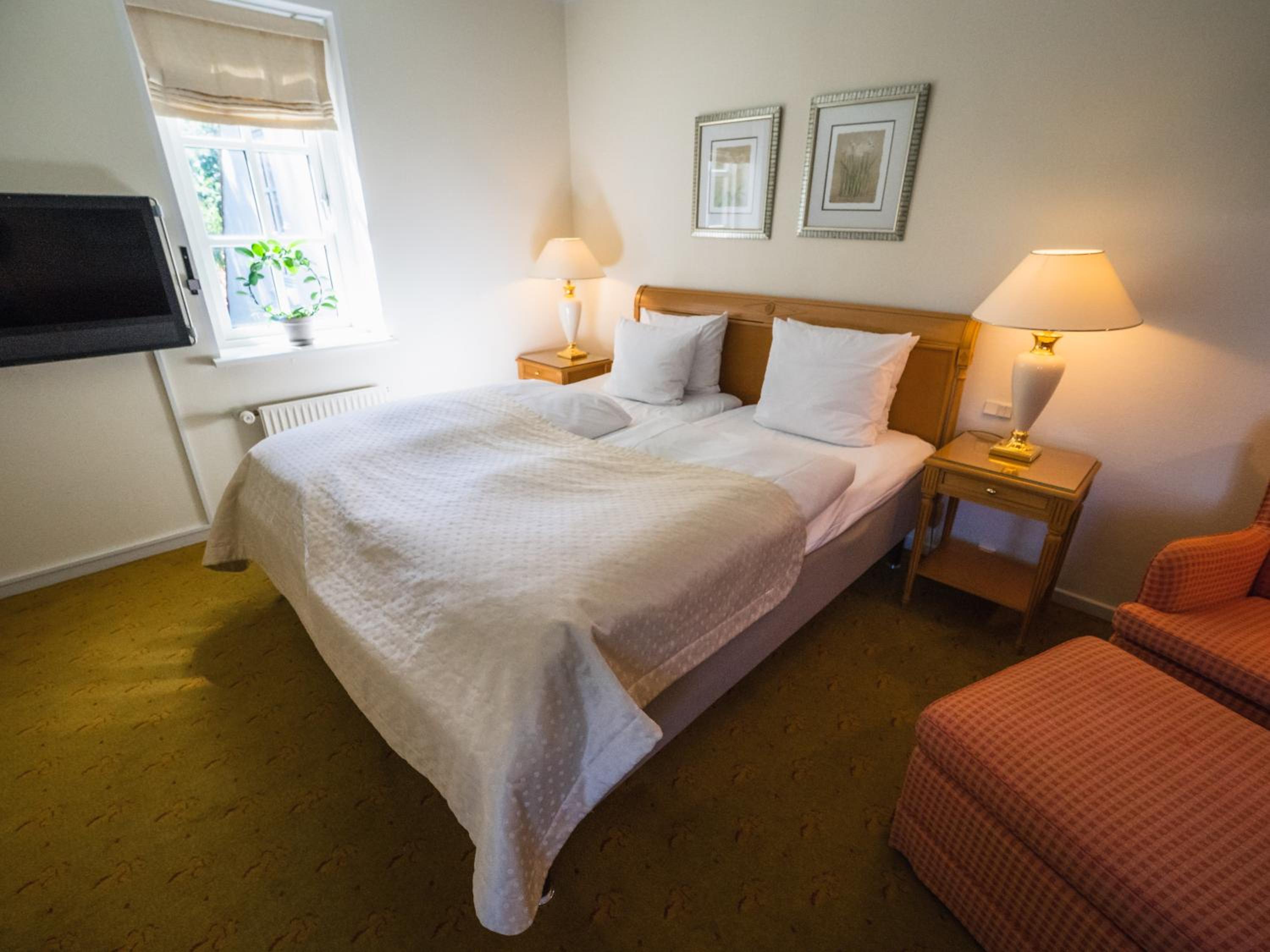 Deluxe Twin Room - Photo 9