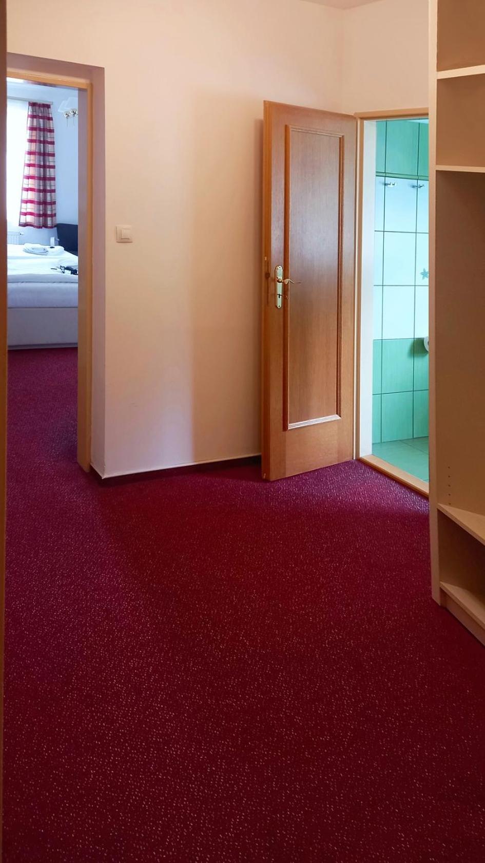 Standard Triple Room photo 2