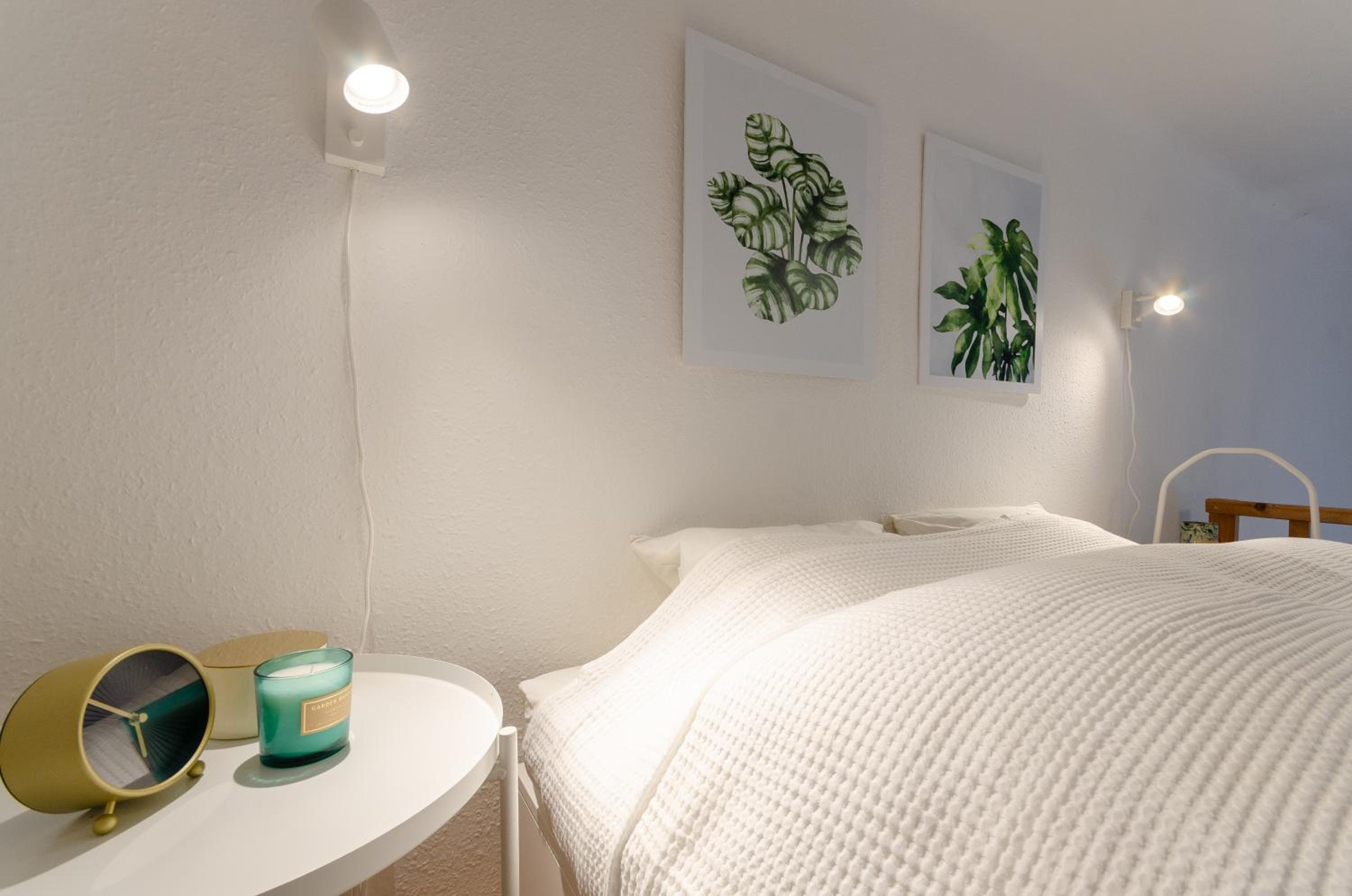 One-Bedroom Apartment - Photo 13