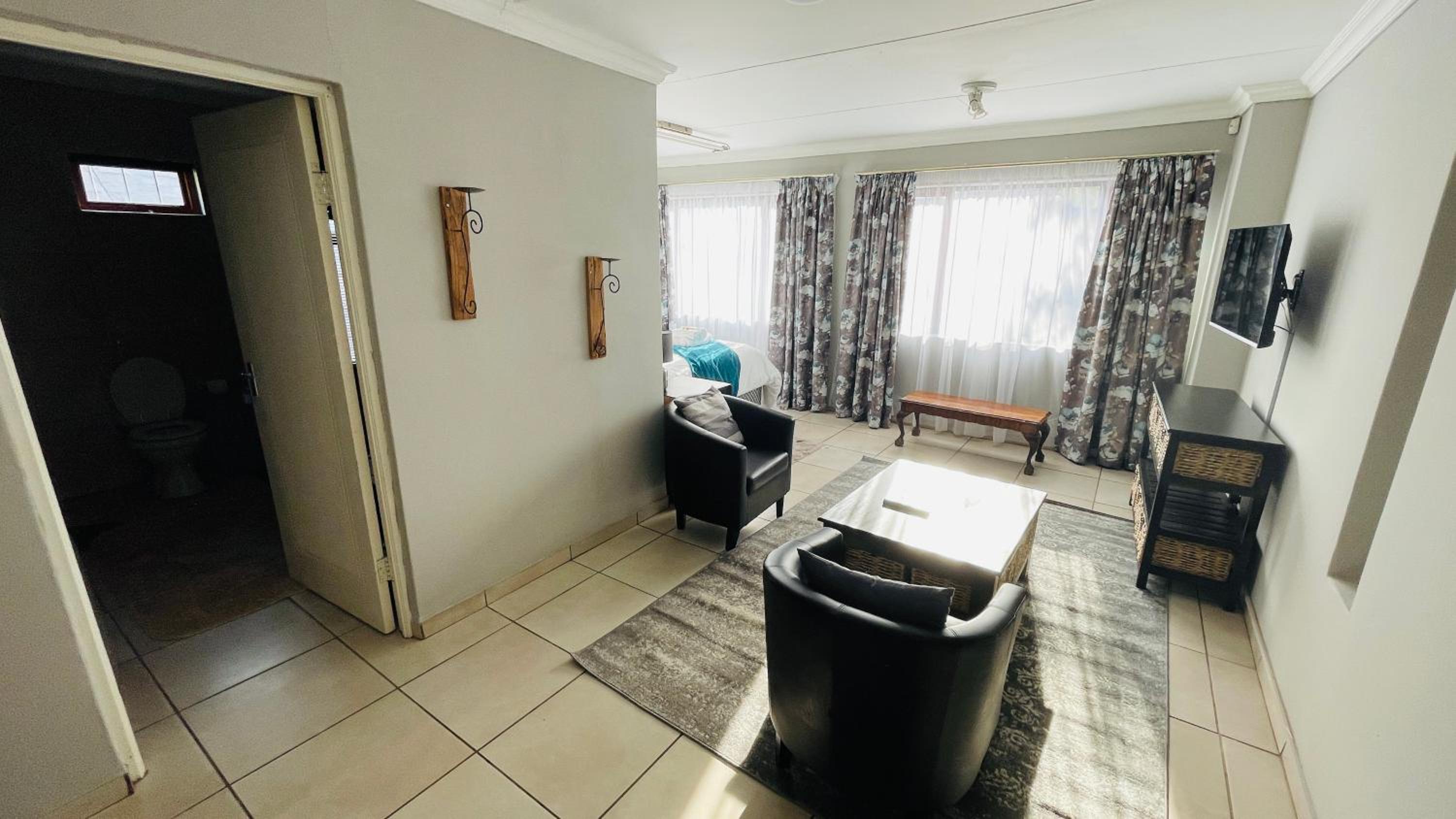 Double or Twin Room with Private Bathroom