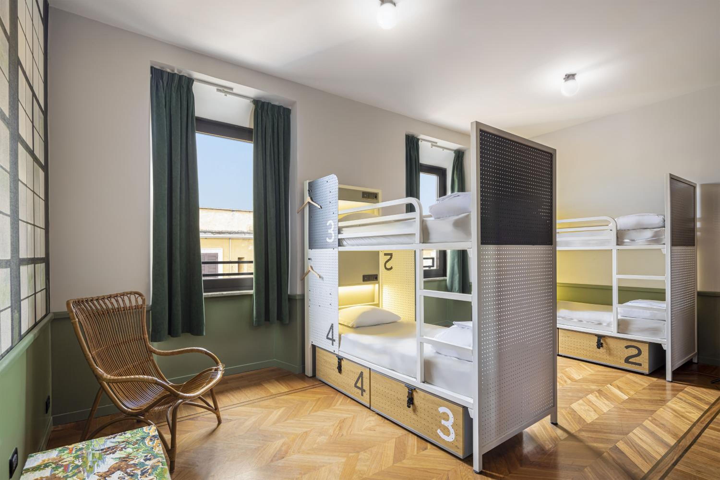 Quadruple Room with Bathroom photo 2