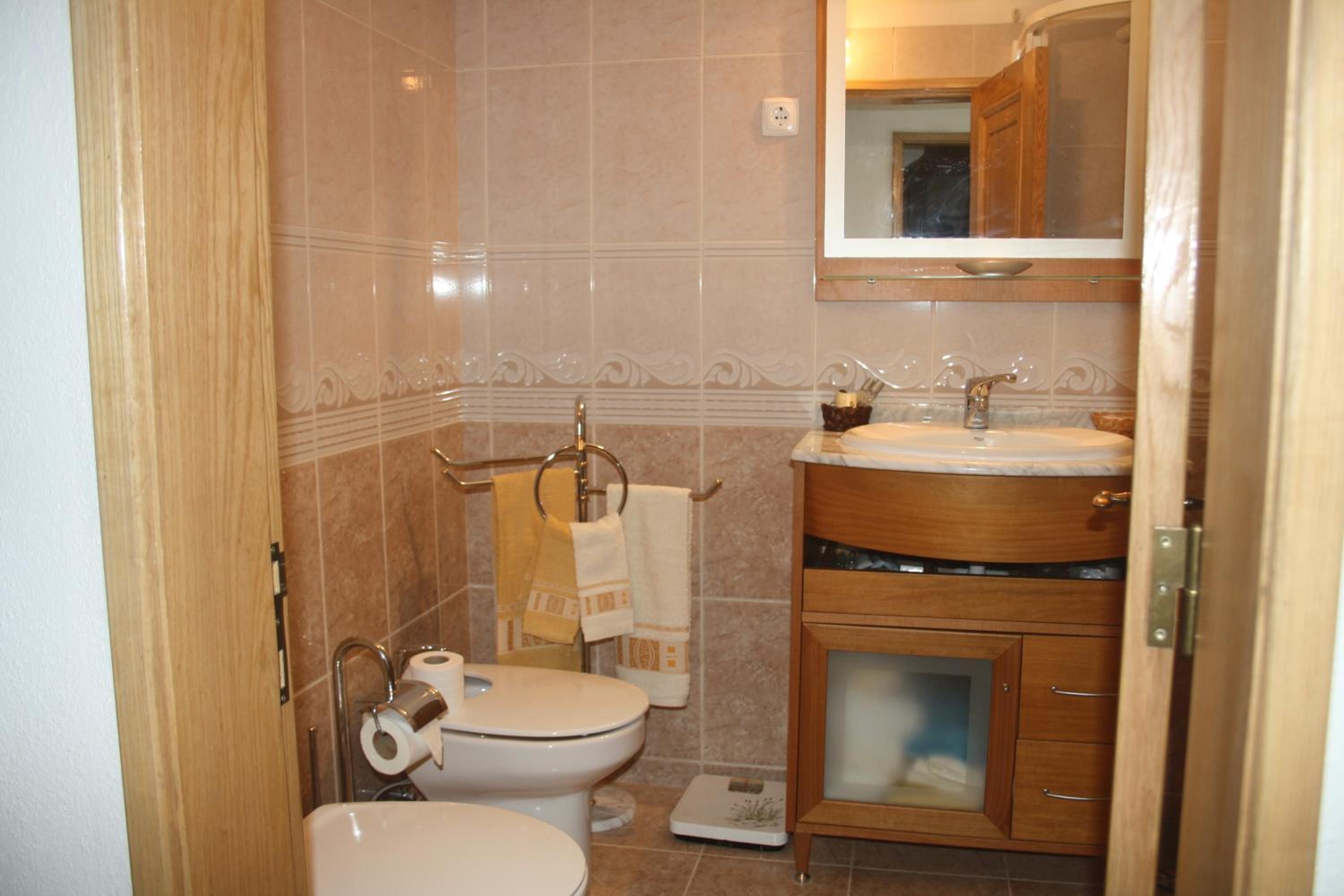 One-Bedroom House photo 3