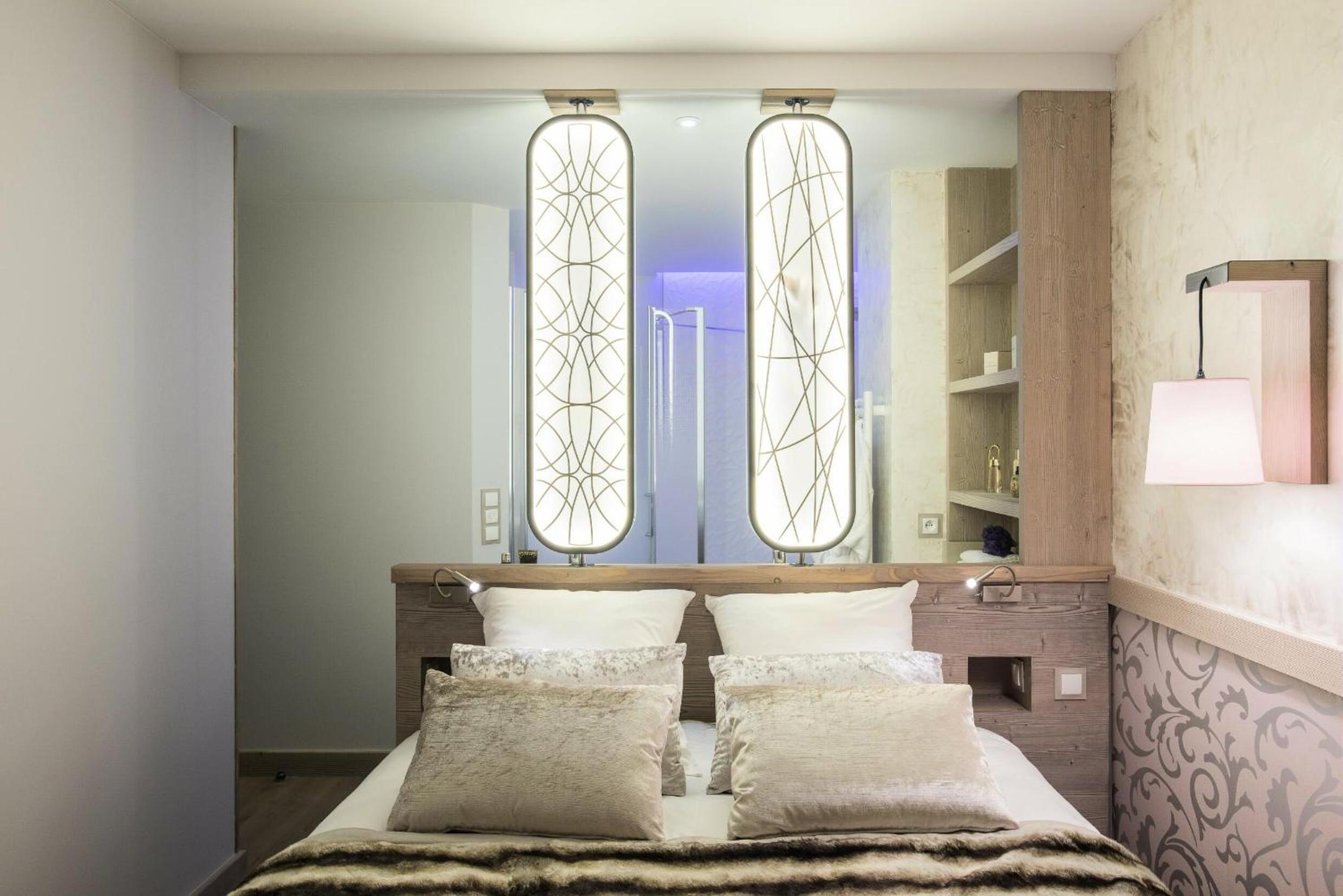 Prestige Three-Bedroom Apartment (6 People)