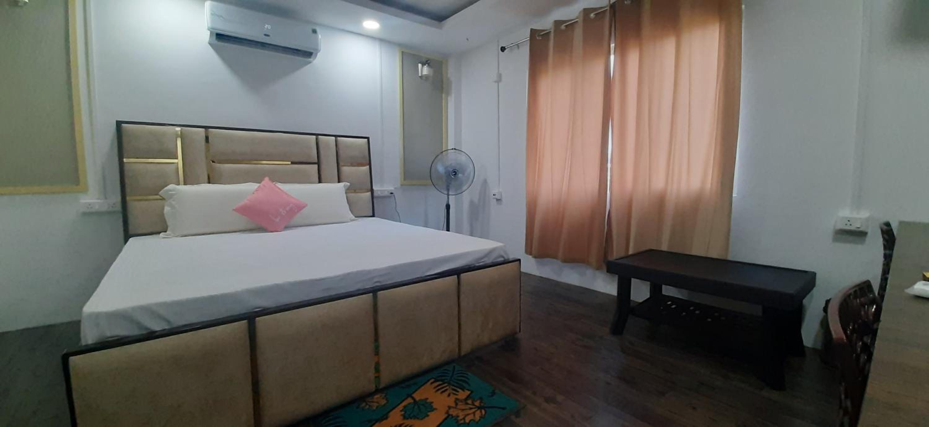 Economy Double Room photo 1