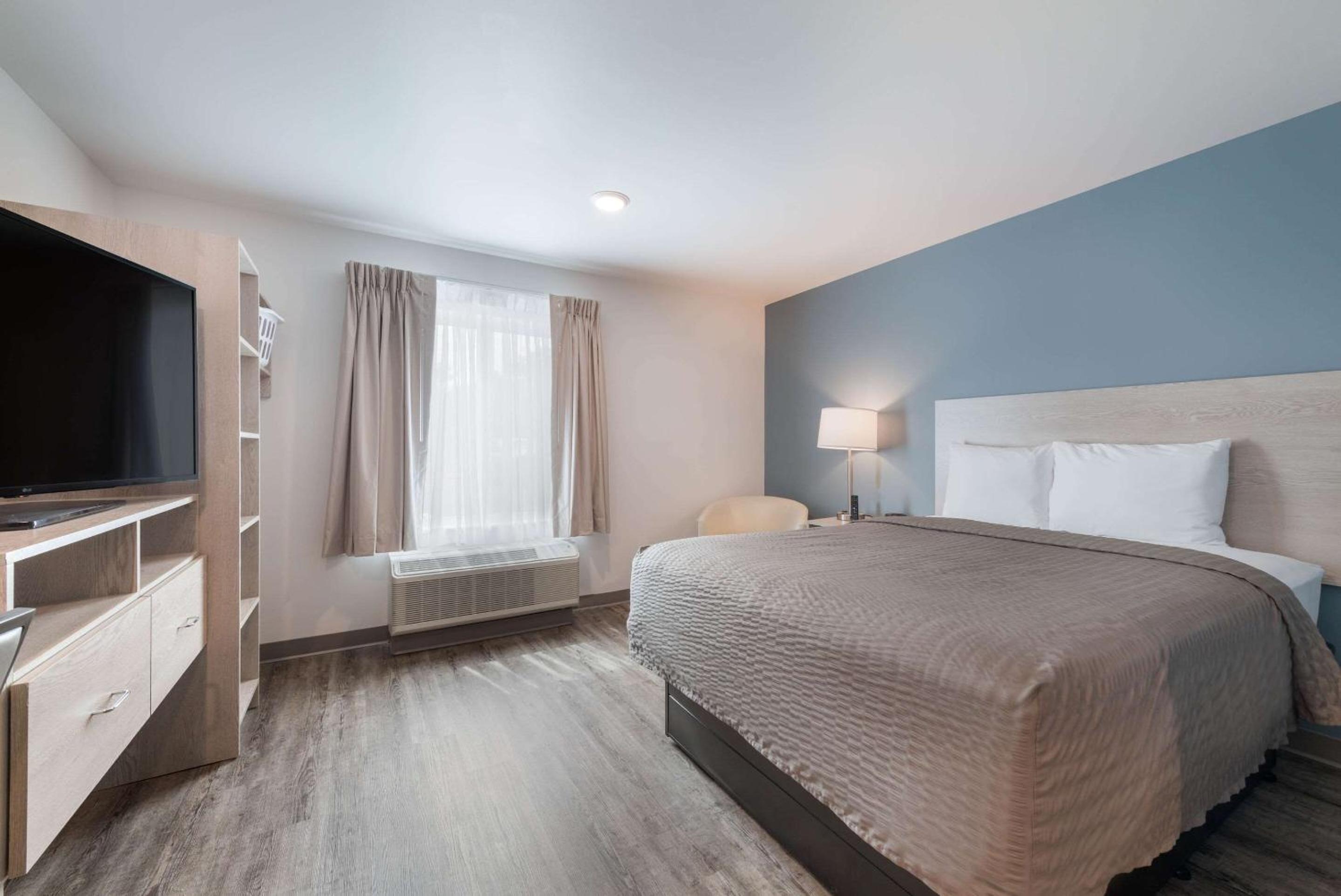 QUEEN SUITE - Photo 1