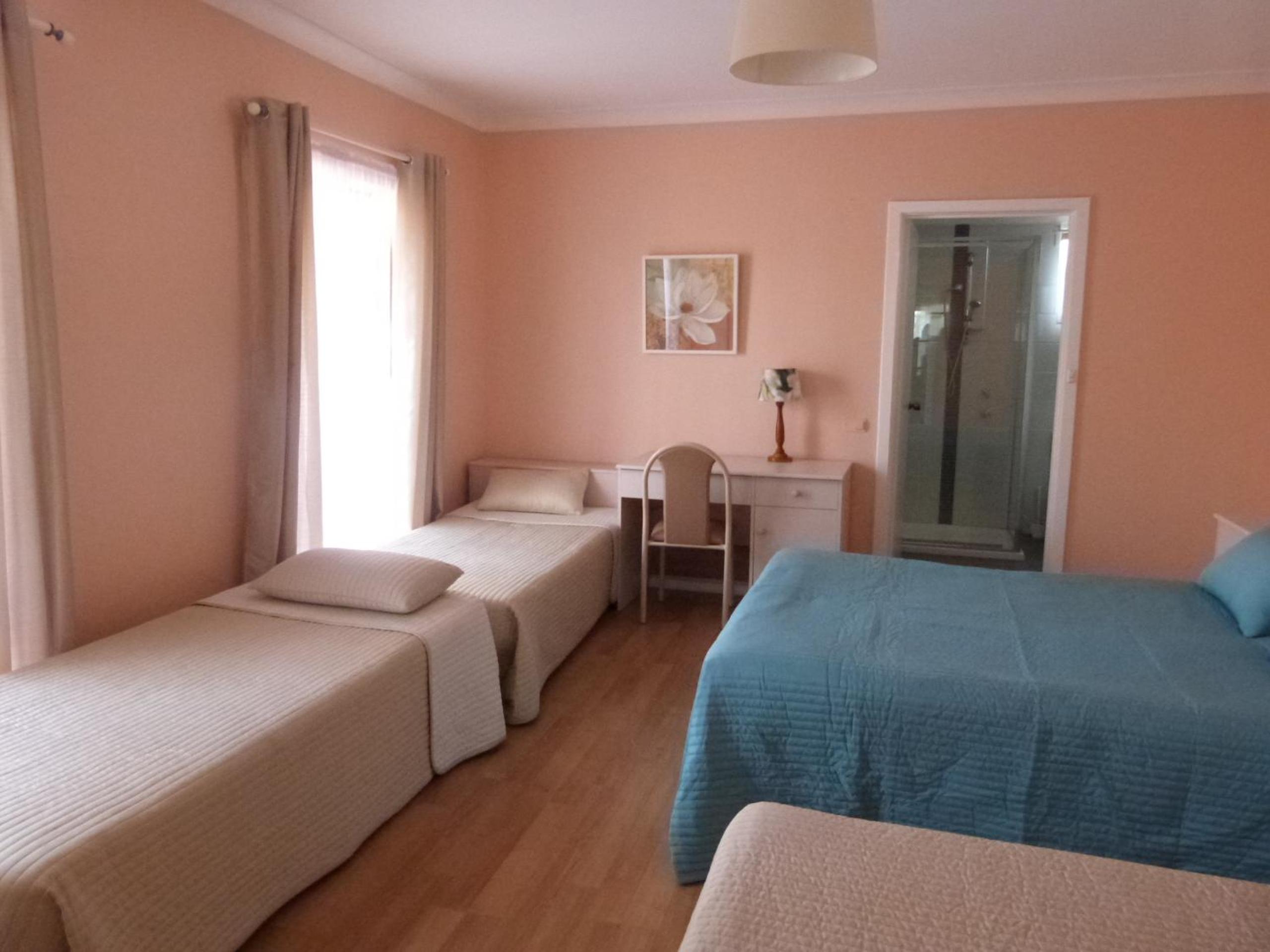 Family Apartment with Kitchen - Photo 3