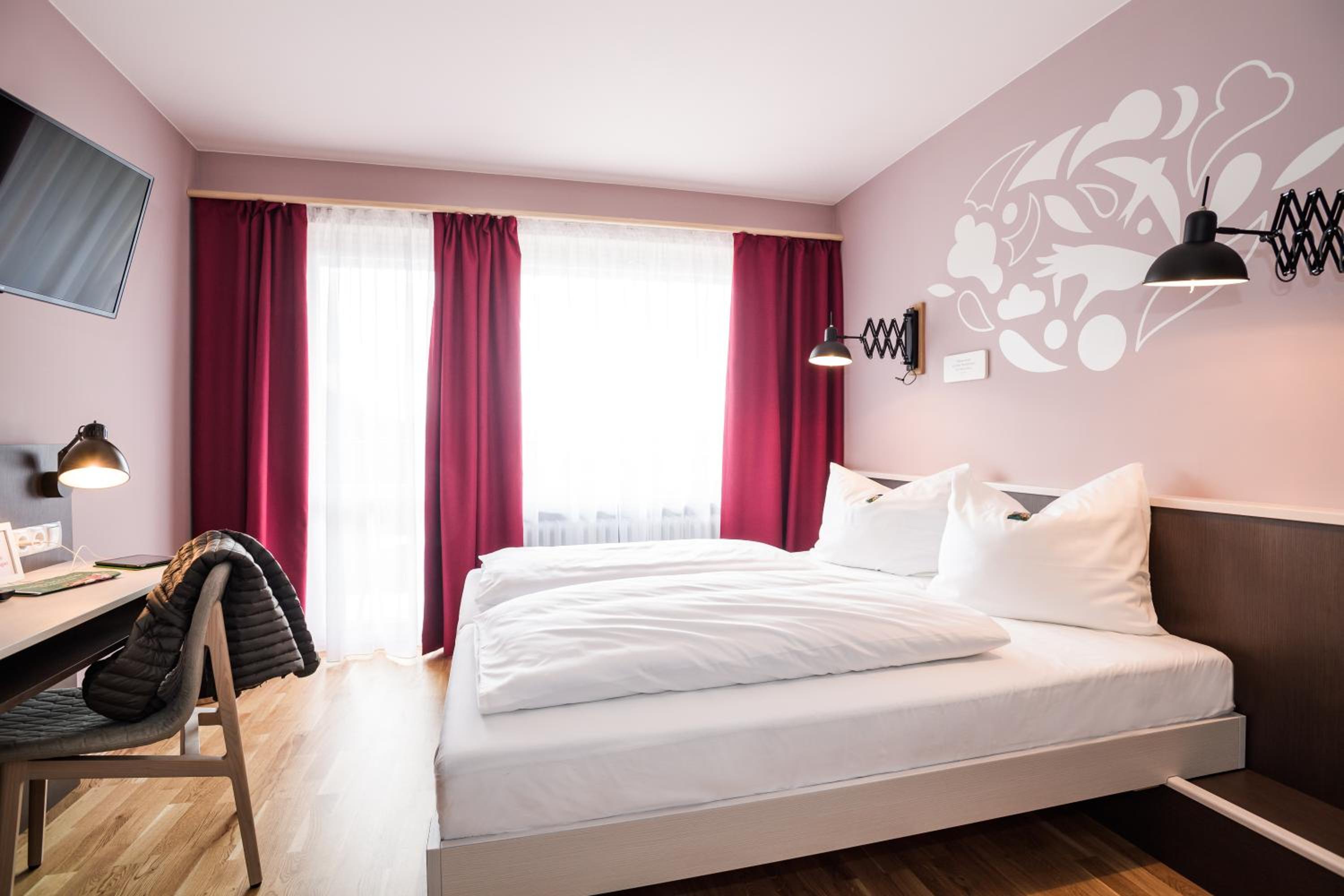 Budget Double Room photo 2