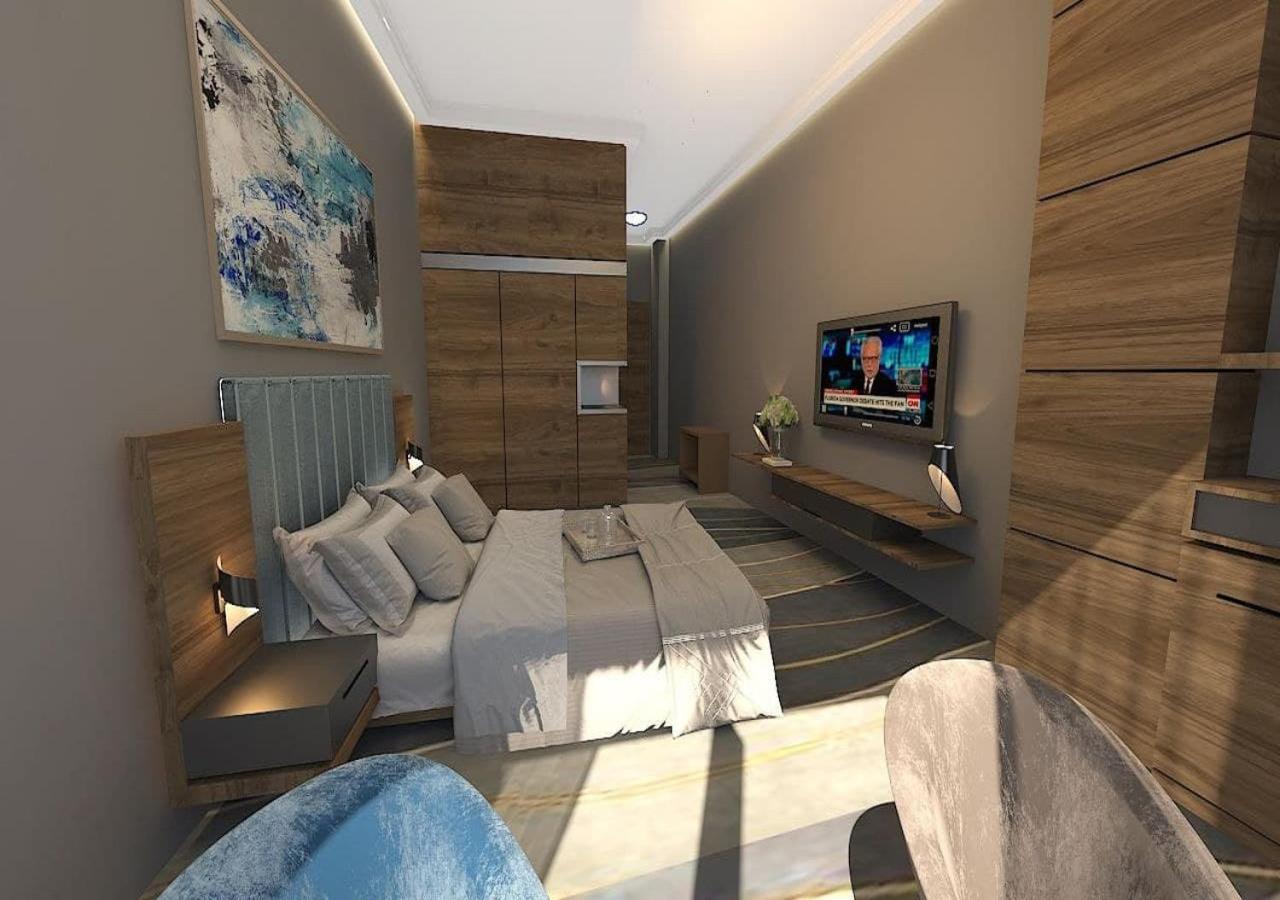 Deluxe King Room photo 1