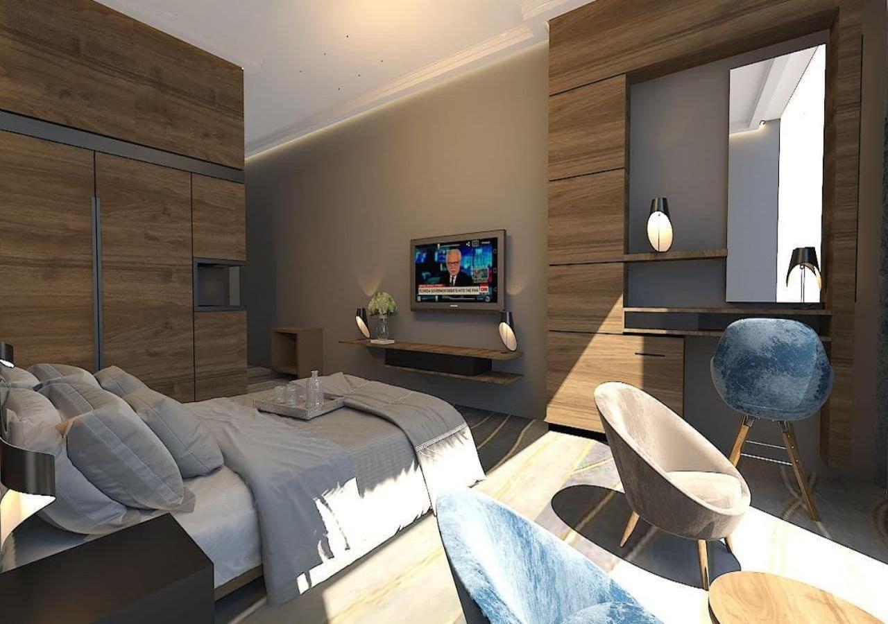 Deluxe King Room photo 2
