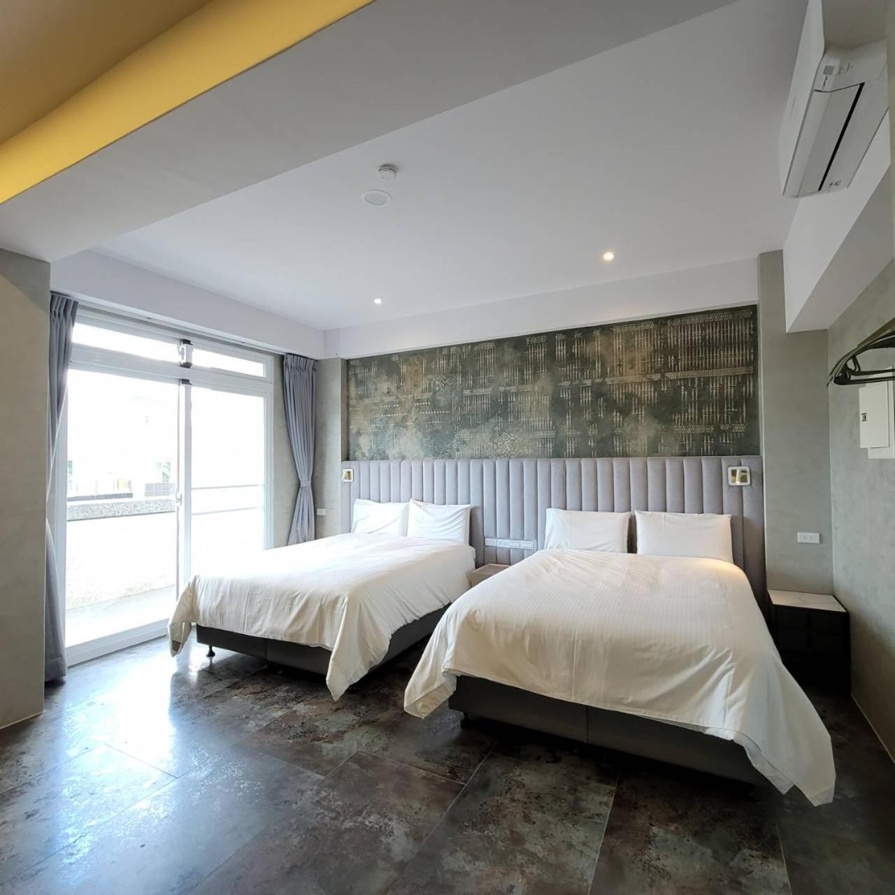 Superior Quadruple Room photo 2