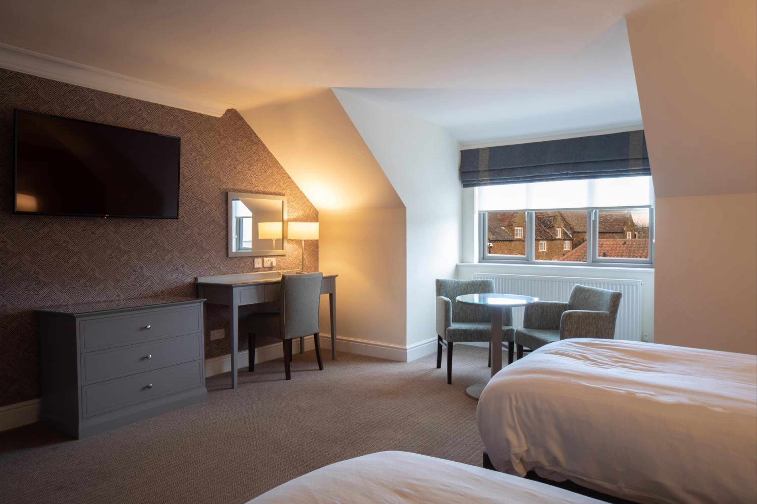 Pavilion Deluxe Double or Twin Room - Photo 5