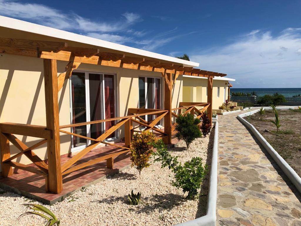 Deluxe Triple Room with Sea View photo 2