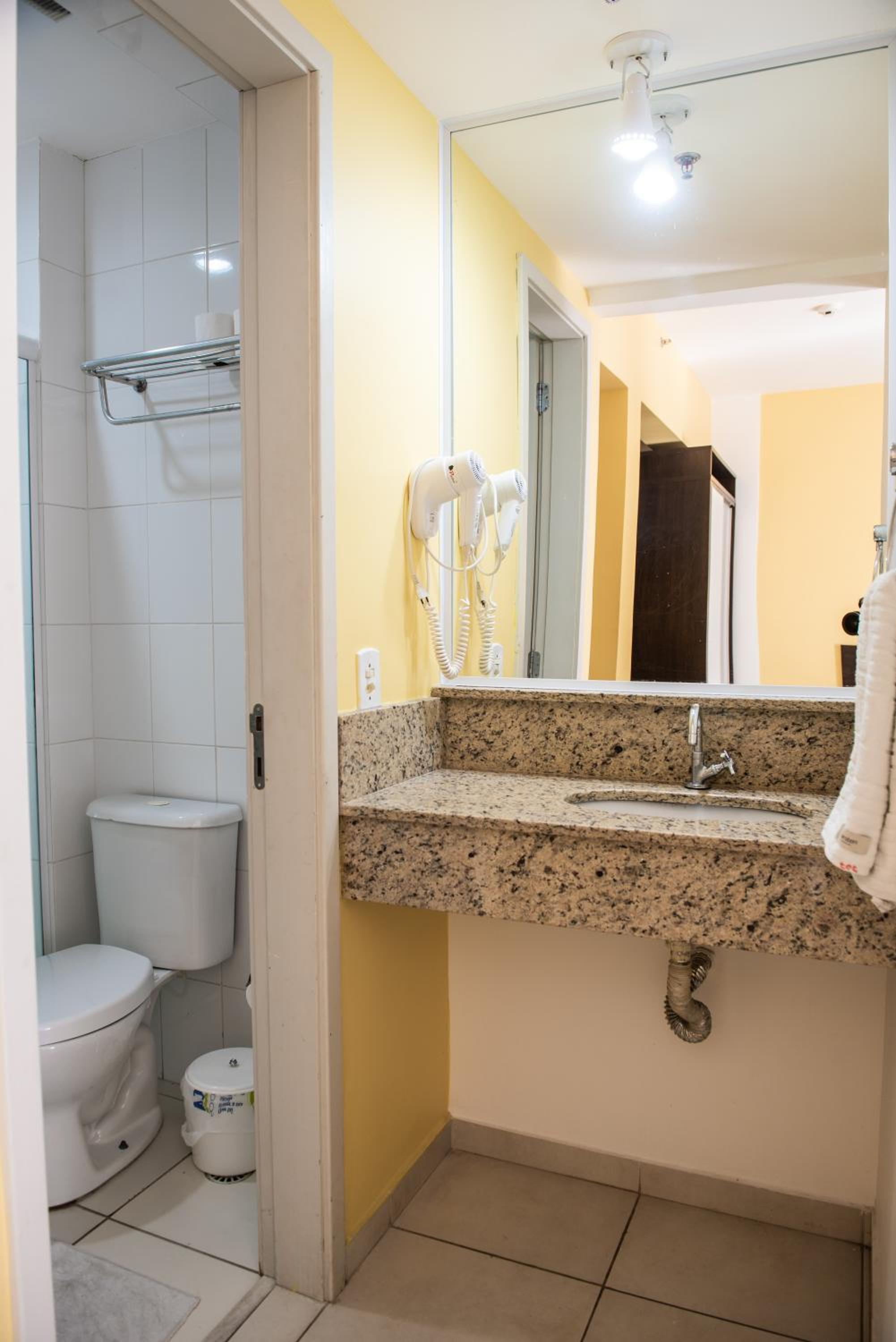 Twin Room with Balcony photo 2