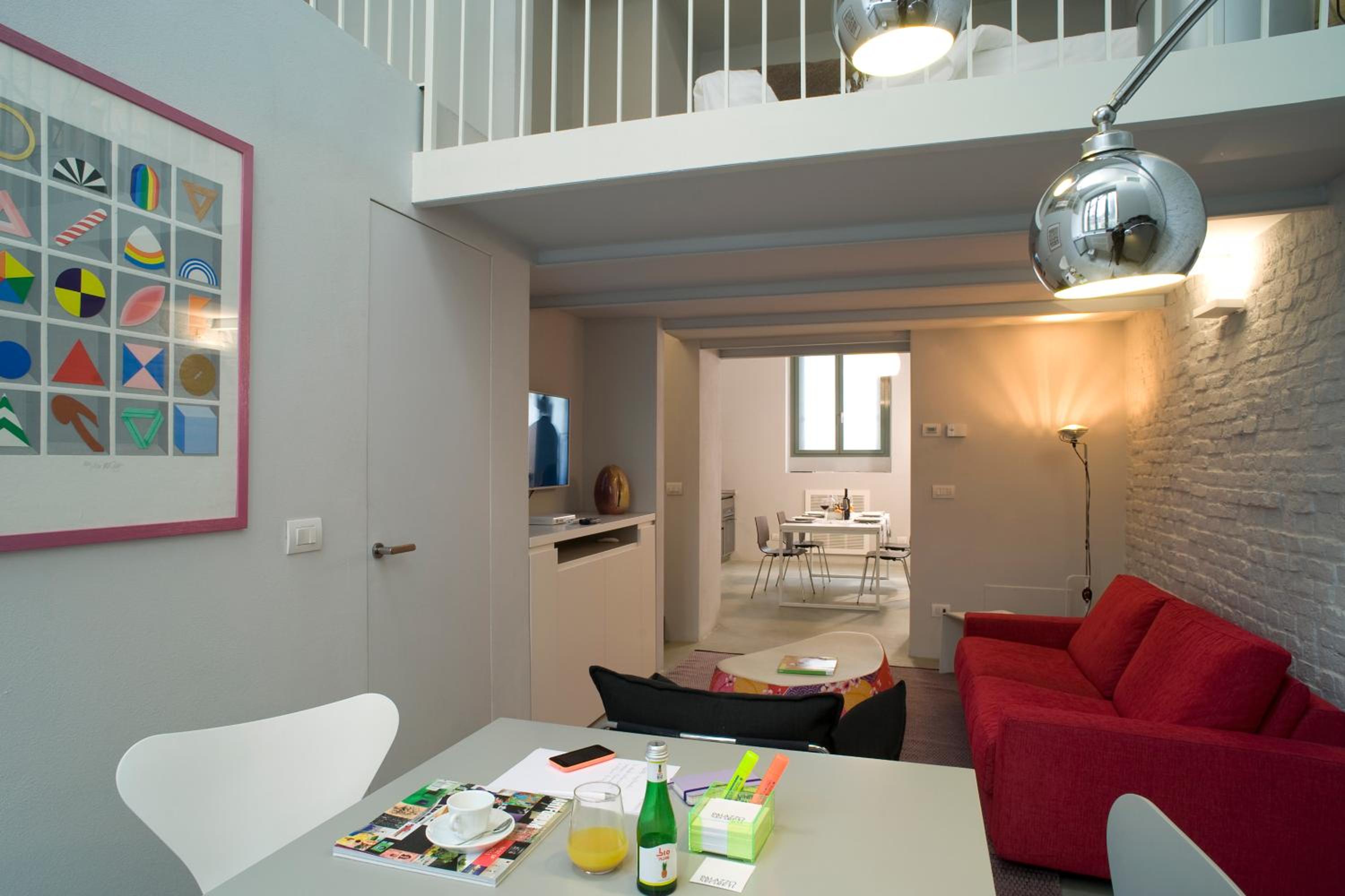 One-Bedroom Apartment