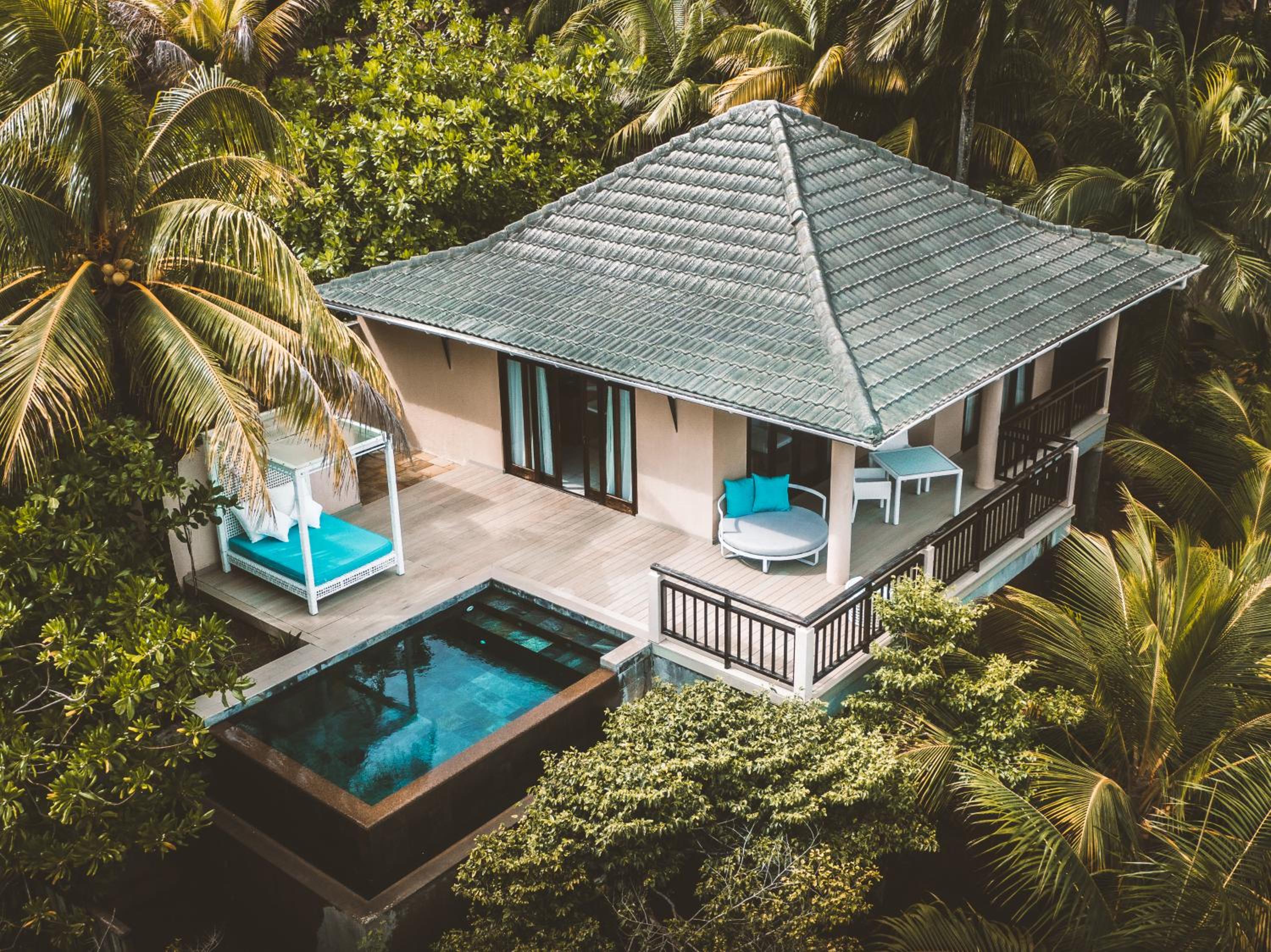 Villa with Private Pool - Photo 1